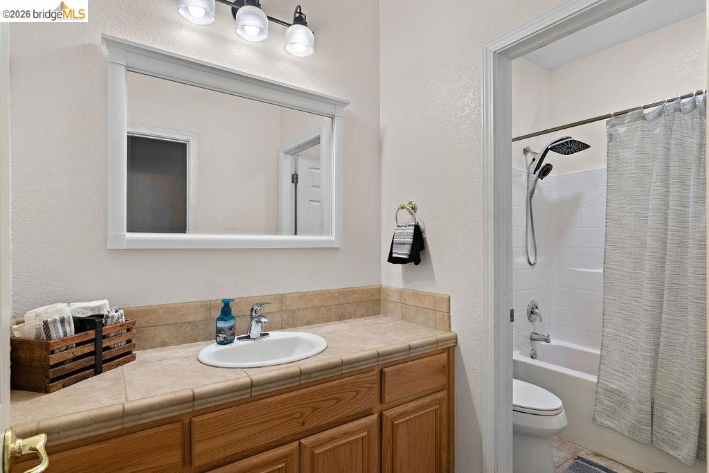 Detail Gallery Image 21 of 60 For 4955 Little John Rd, Copperopolis,  CA 95228 - 4 Beds | 2 Baths