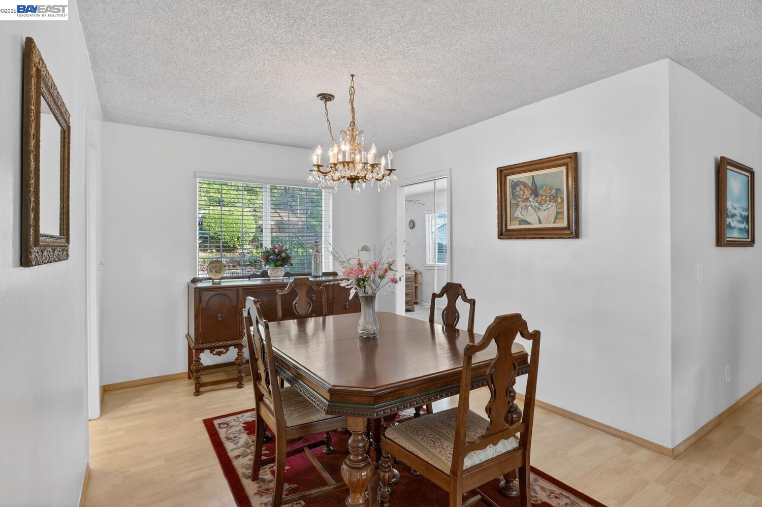 Detail Gallery Image 16 of 50 For 5827 Cold Water Drive, Castro Valley,  CA 94552 - 5 Beds | 2/1 Baths