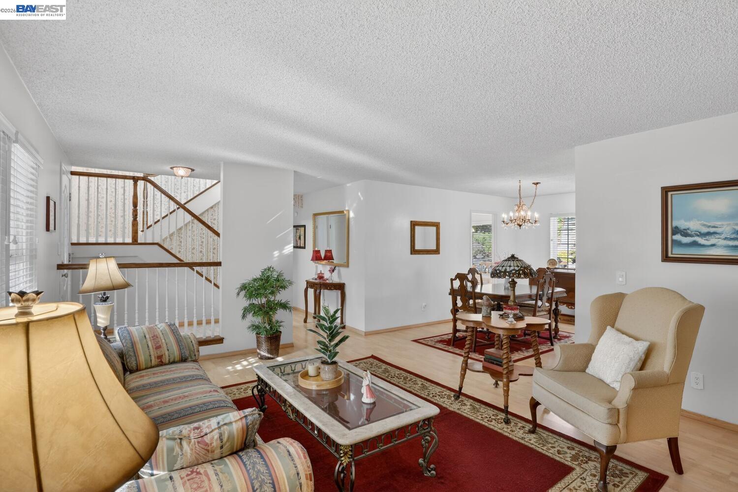 Detail Gallery Image 8 of 50 For 5827 Cold Water Drive, Castro Valley,  CA 94552 - 5 Beds | 2/1 Baths