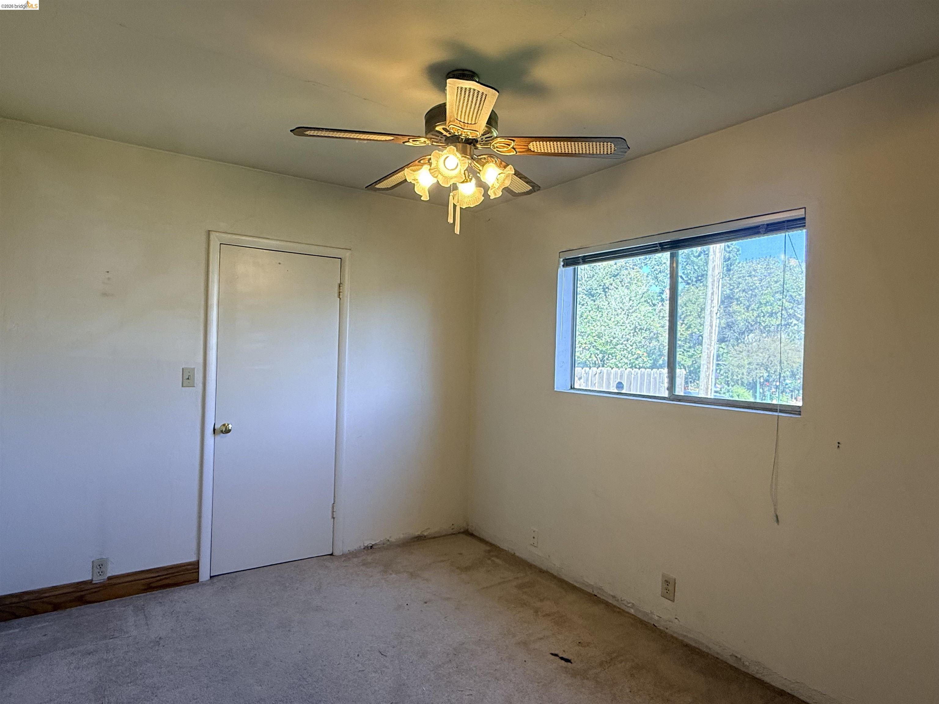 Detail Gallery Image 11 of 23 For 3336 Euclid Avenue, Concord,  CA 94519 - 3 Beds | 2 Baths