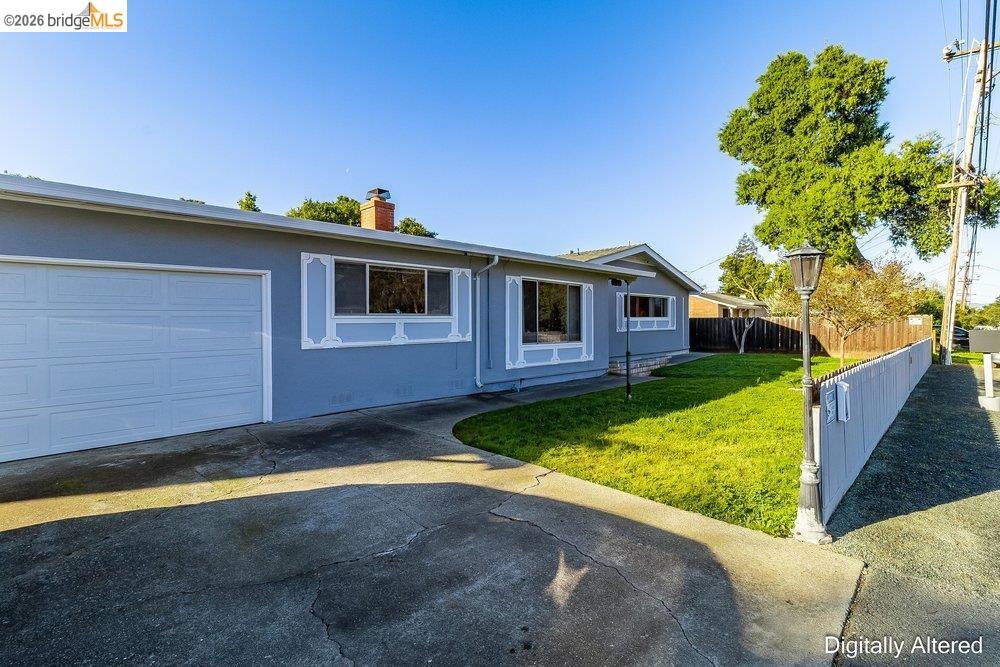 Detail Gallery Image 5 of 37 For 3336 Euclid Avenue, Concord,  CA 94519 - 3 Beds | 2 Baths