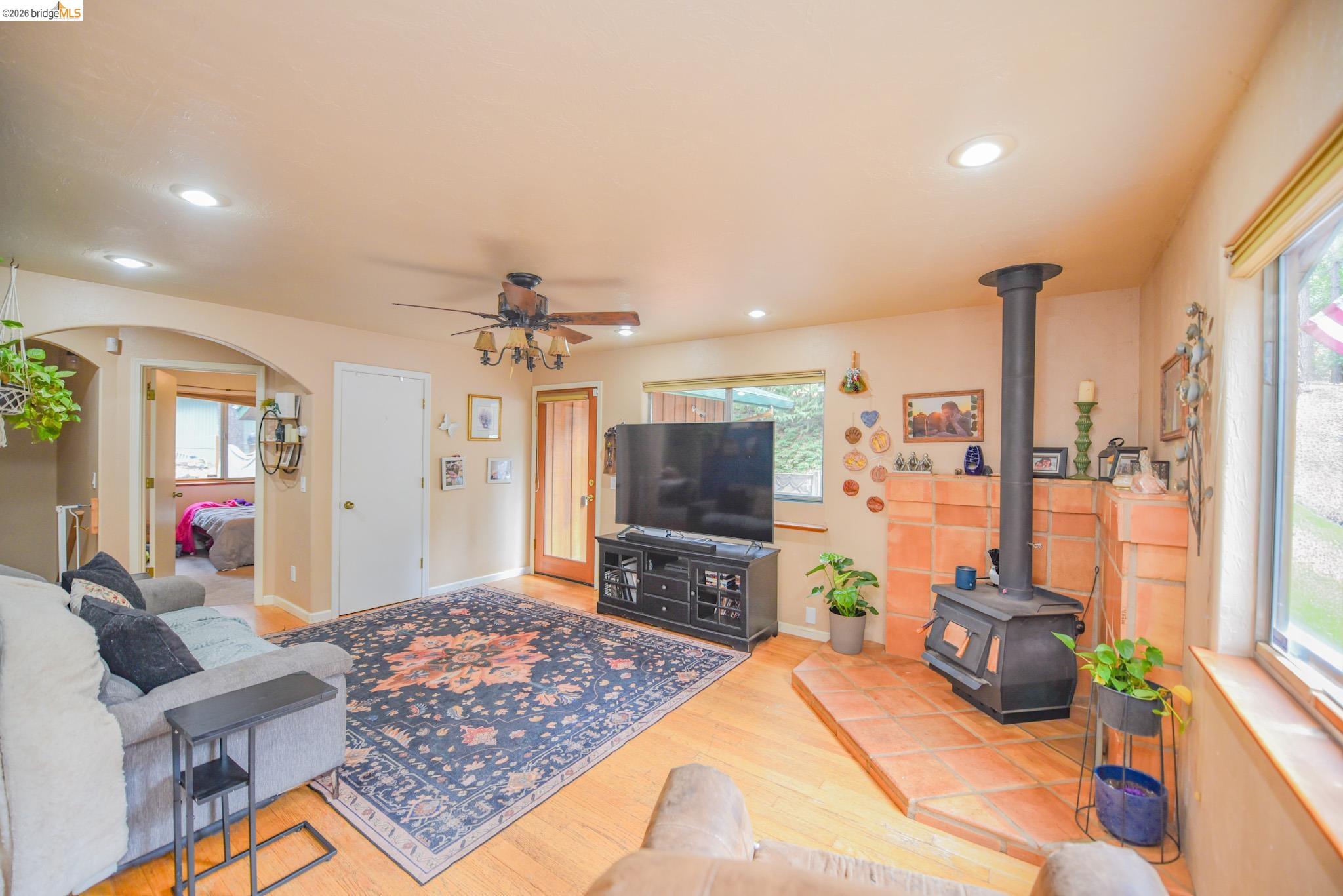 Detail Gallery Image 12 of 39 For 24132 Awahanee Rd, Sonora,  CA 95370 - 3 Beds | 2 Baths