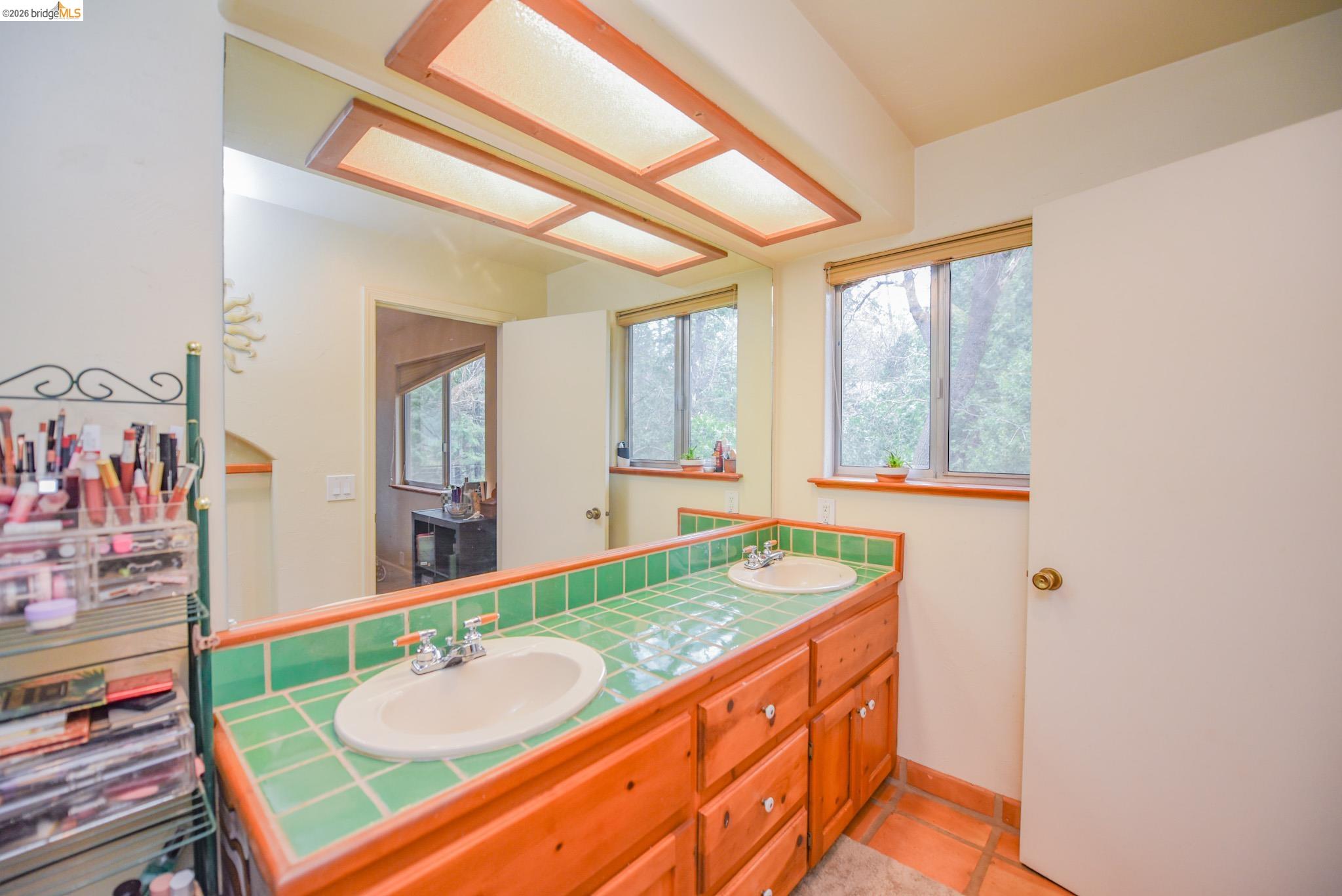 Detail Gallery Image 18 of 39 For 24132 Awahanee Rd, Sonora,  CA 95370 - 3 Beds | 2 Baths