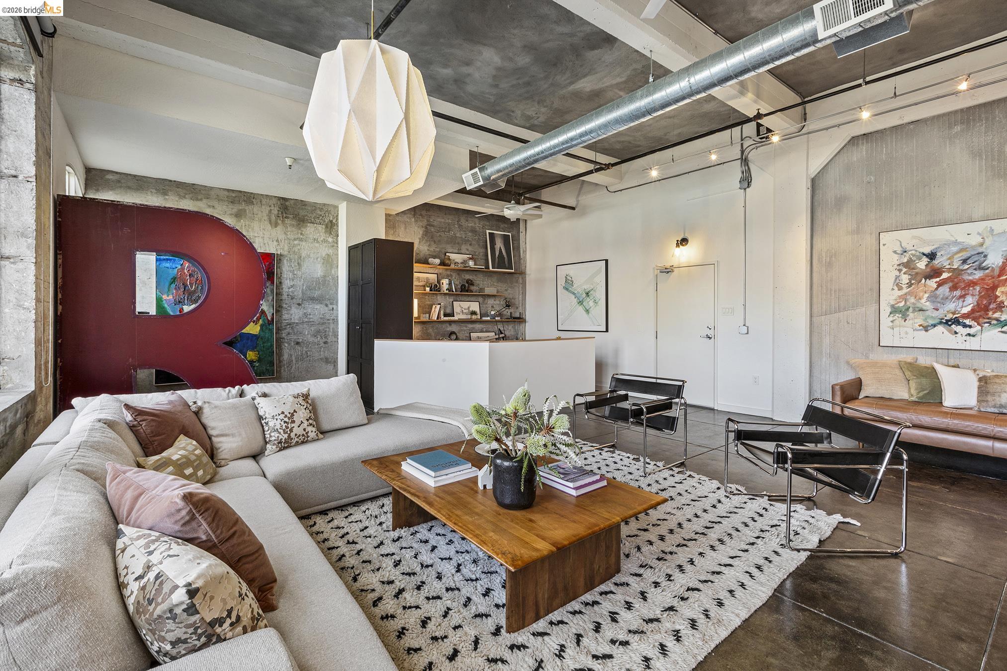 Photo #7: 41125579 Listing: Photo #7