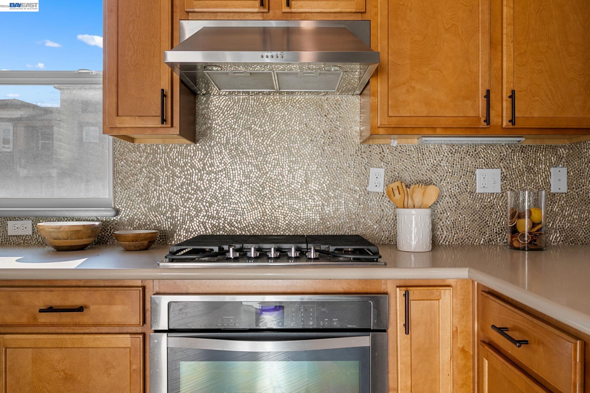 Detail Gallery Image 17 of 47 For 1038 Giacomo Ln, San Jose,  CA 95131 - 4 Beds | 3/1 Baths