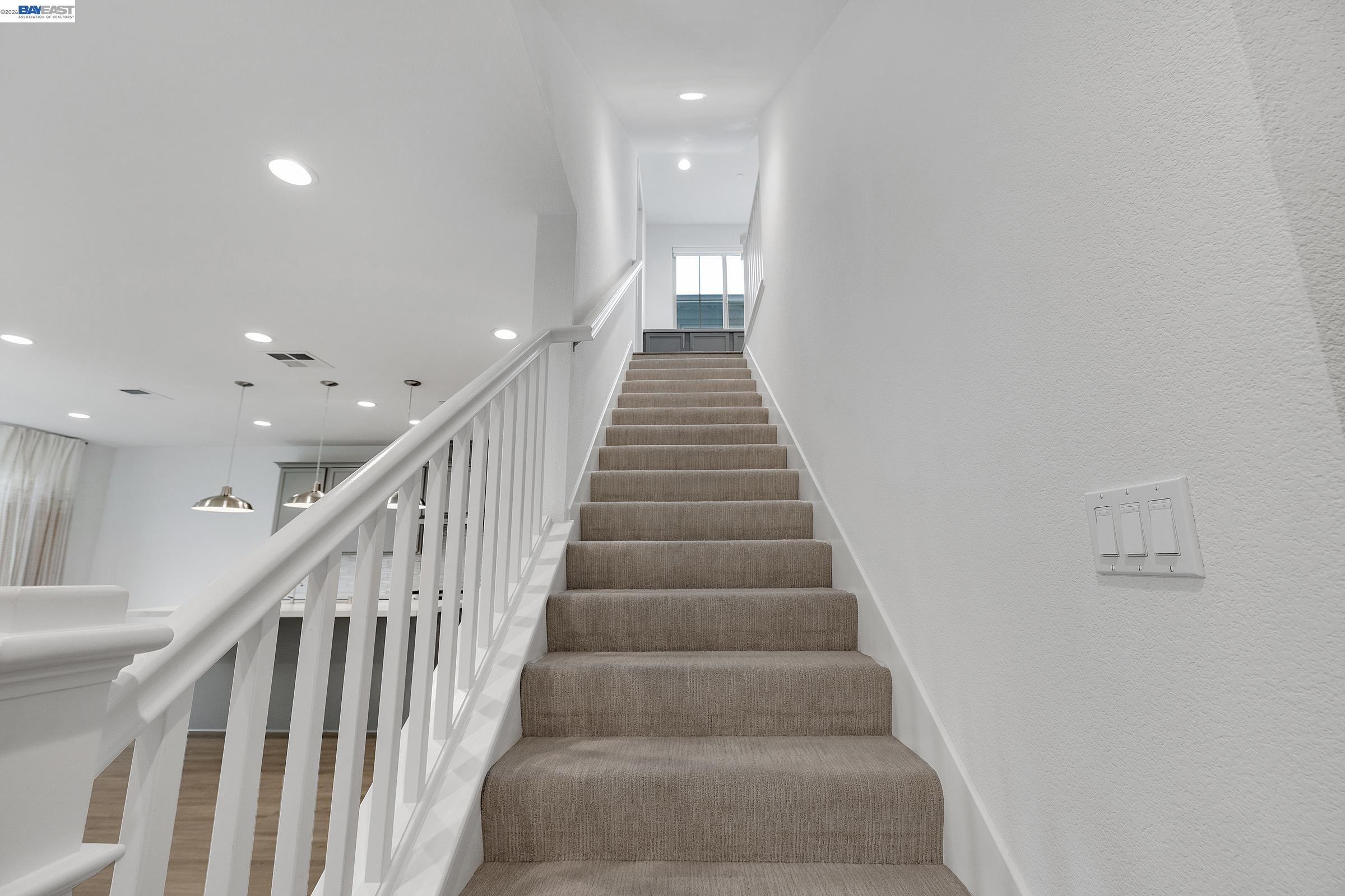 Detail Gallery Image 14 of 43 For 5990 Peridot Pl, Dublin,  CA 94568 - 4 Beds | 2/1 Baths