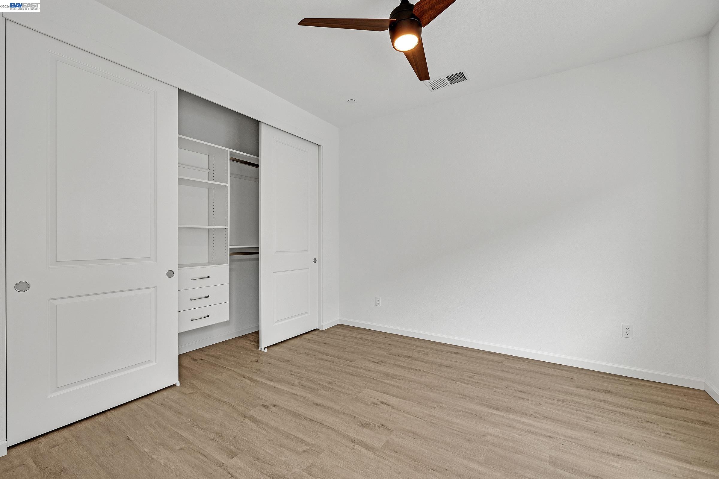 Detail Gallery Image 15 of 43 For 5990 Peridot Pl, Dublin,  CA 94568 - 4 Beds | 2/1 Baths