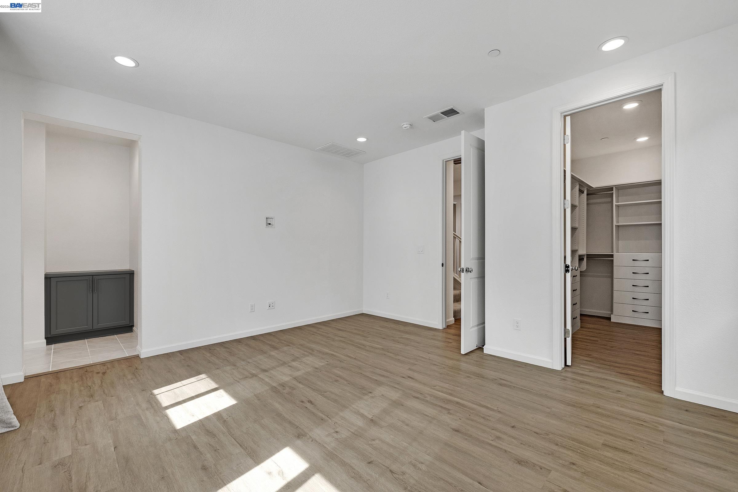 Detail Gallery Image 25 of 43 For 5990 Peridot Pl, Dublin,  CA 94568 - 4 Beds | 2/1 Baths