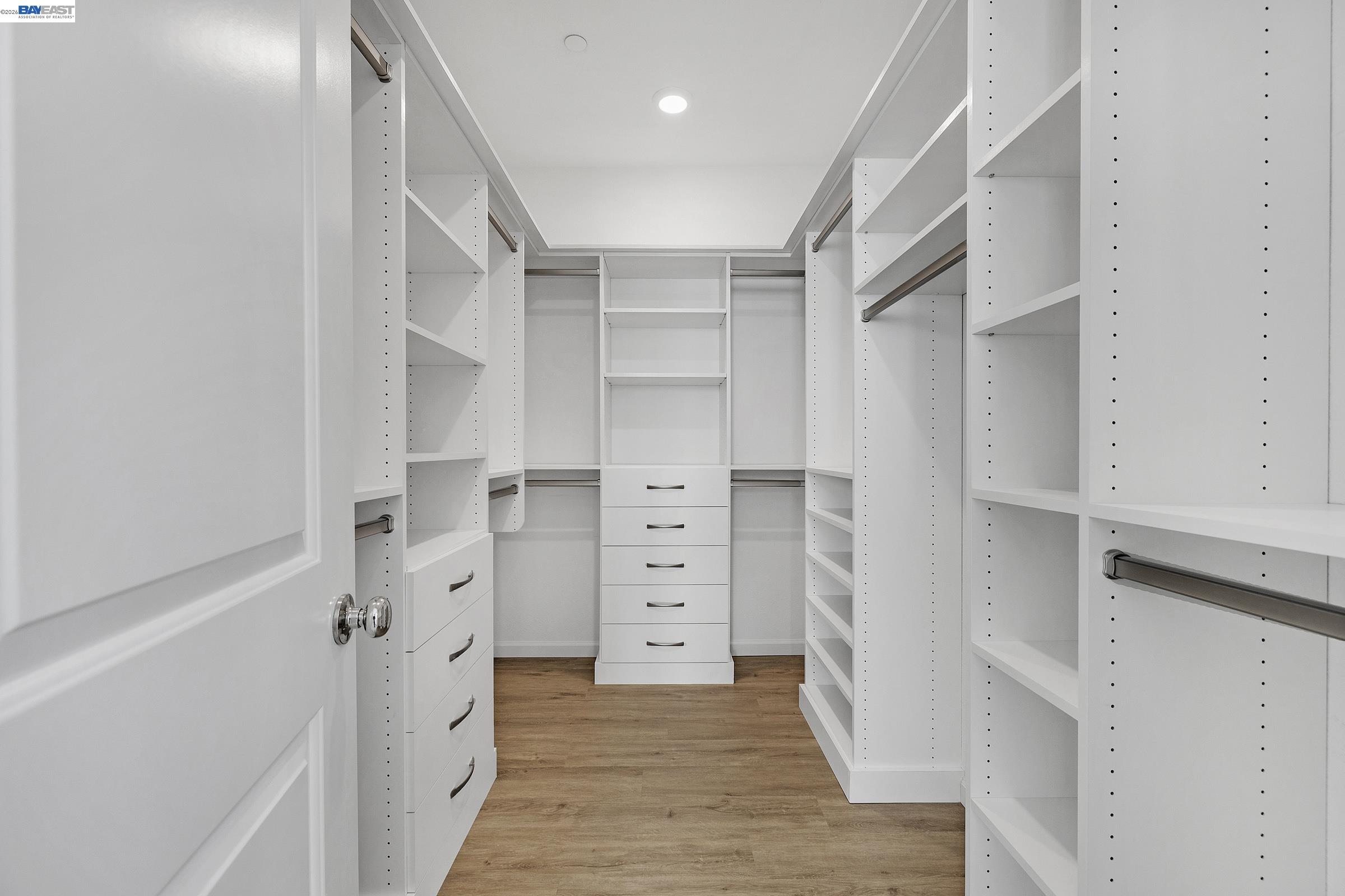 Detail Gallery Image 26 of 43 For 5990 Peridot Pl, Dublin,  CA 94568 - 4 Beds | 2/1 Baths