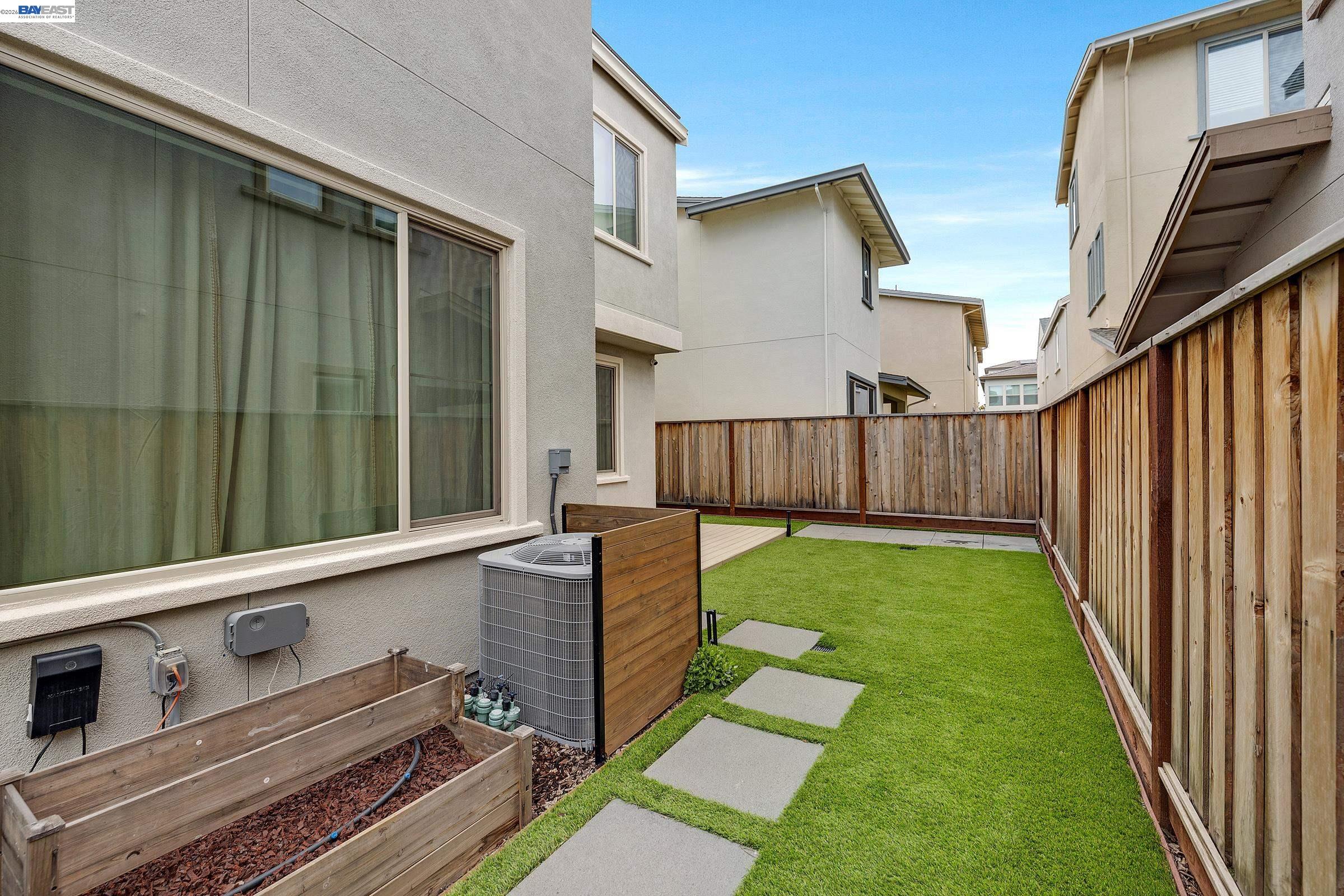 Detail Gallery Image 35 of 43 For 5990 Peridot Pl, Dublin,  CA 94568 - 4 Beds | 2/1 Baths