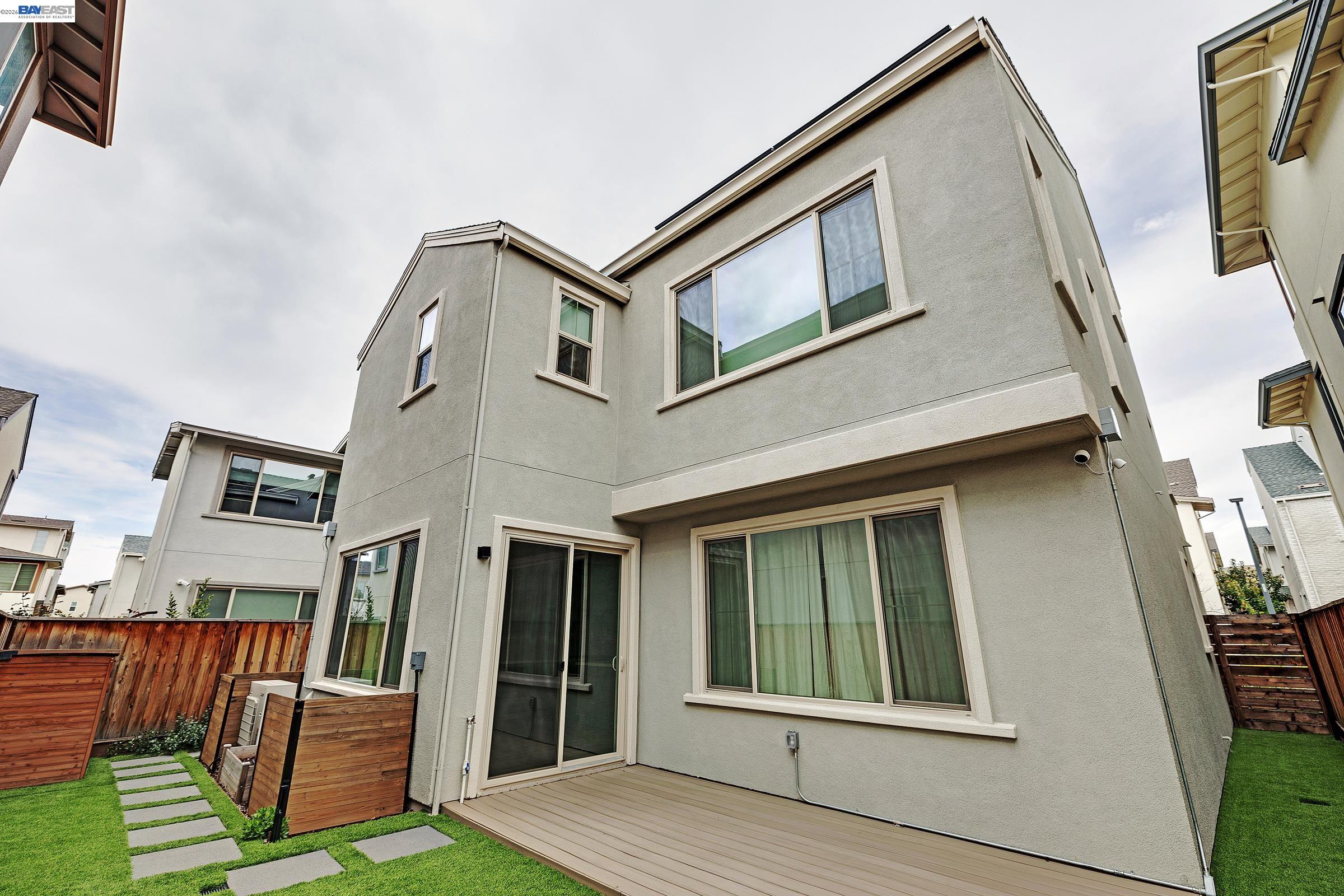 Detail Gallery Image 36 of 43 For 5990 Peridot Pl, Dublin,  CA 94568 - 4 Beds | 2/1 Baths