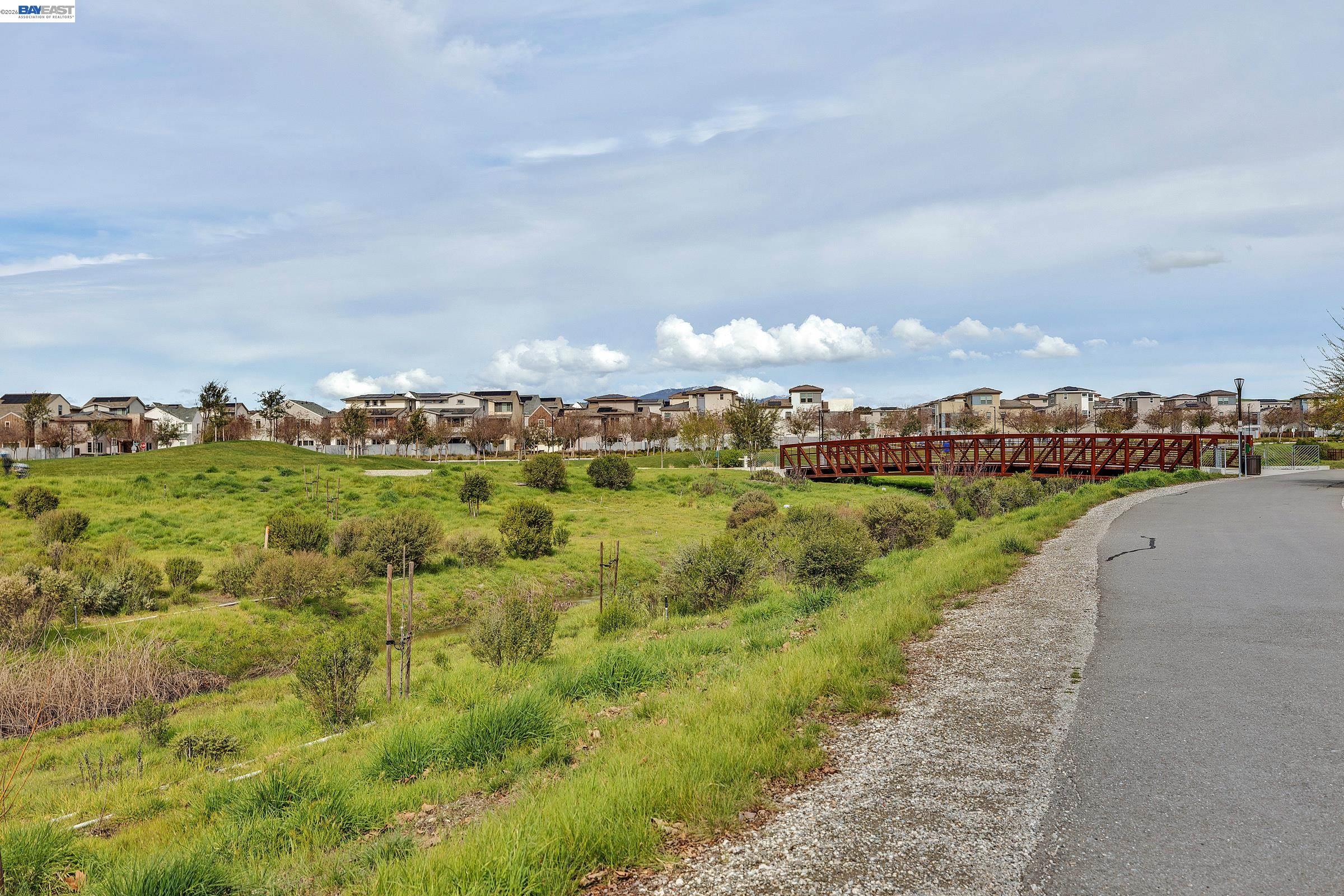 Detail Gallery Image 40 of 43 For 5990 Peridot Pl, Dublin,  CA 94568 - 4 Beds | 2/1 Baths