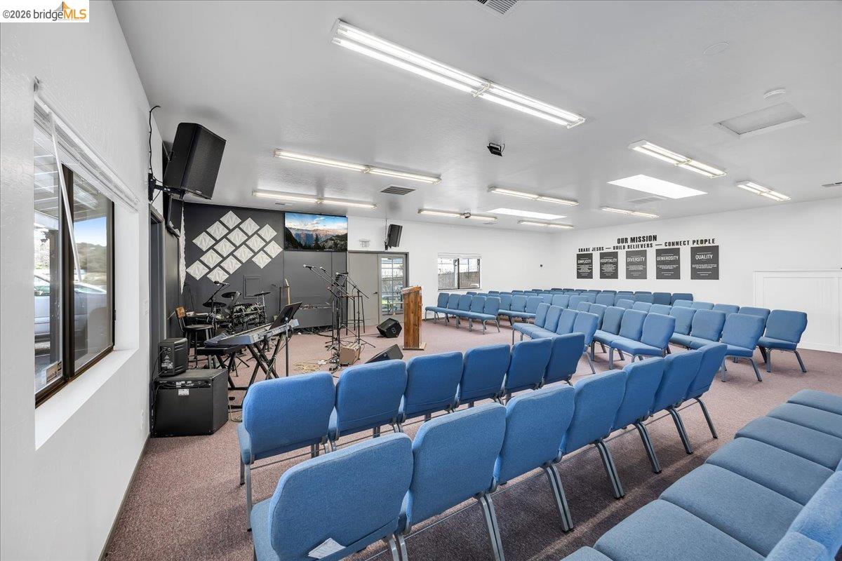 Detail Gallery Image 20 of 48 For 14326 Tuolumne Rd, Sonora,  CA 95370 - – Beds | – Baths