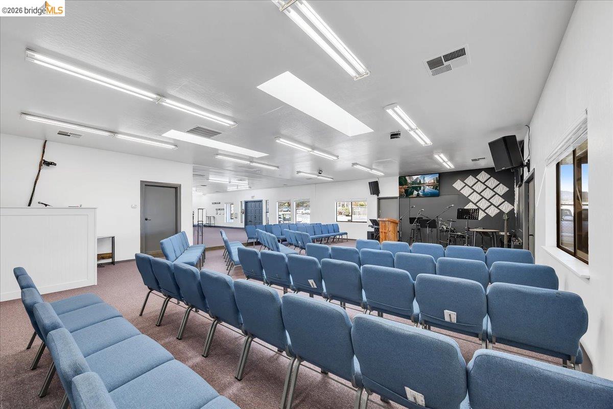 Detail Gallery Image 22 of 48 For 14326 Tuolumne Rd, Sonora,  CA 95370 - – Beds | – Baths