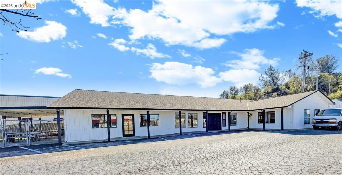 Detail Gallery Image 4 of 48 For 14326 Tuolumne Rd, Sonora,  CA 95370 - – Beds | – Baths