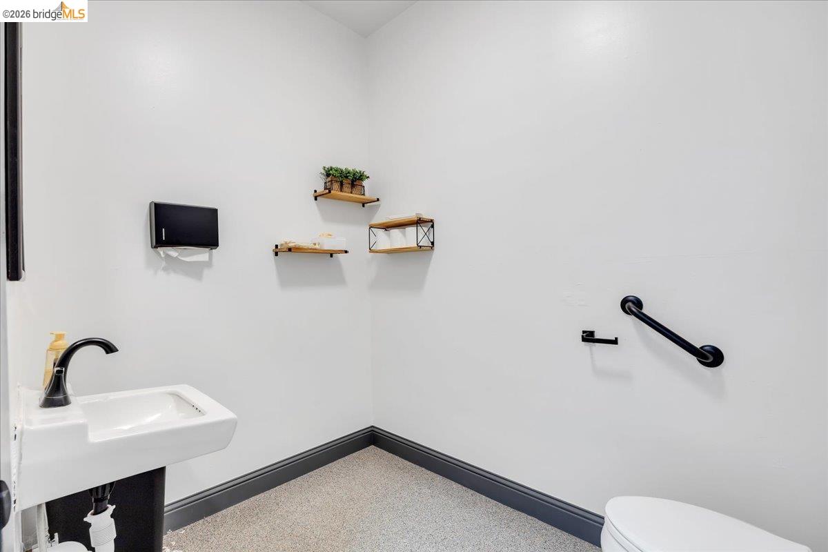 Detail Gallery Image 32 of 48 For 14326 Tuolumne Rd, Sonora,  CA 95370 - – Beds | – Baths