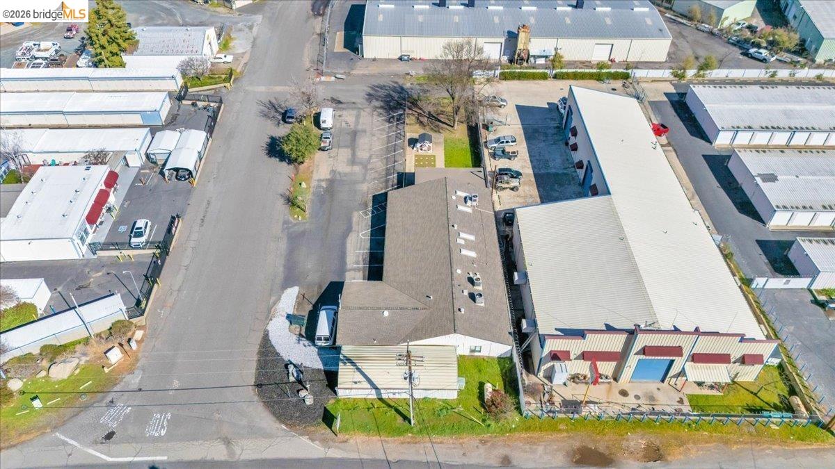 Detail Gallery Image 10 of 48 For 14326 Tuolumne Rd, Sonora,  CA 95370 - – Beds | – Baths