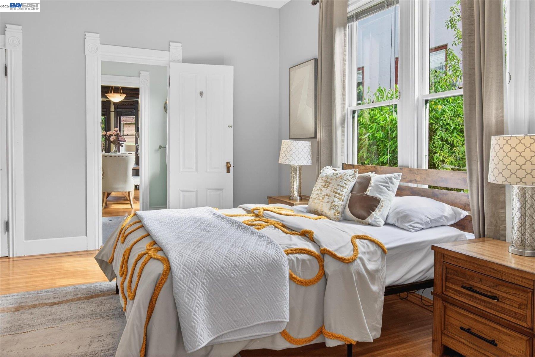 Detail Gallery Image 27 of 54 For 2214 Clinton Ave, Alameda,  CA 94501 - 4 Beds | 3 Baths