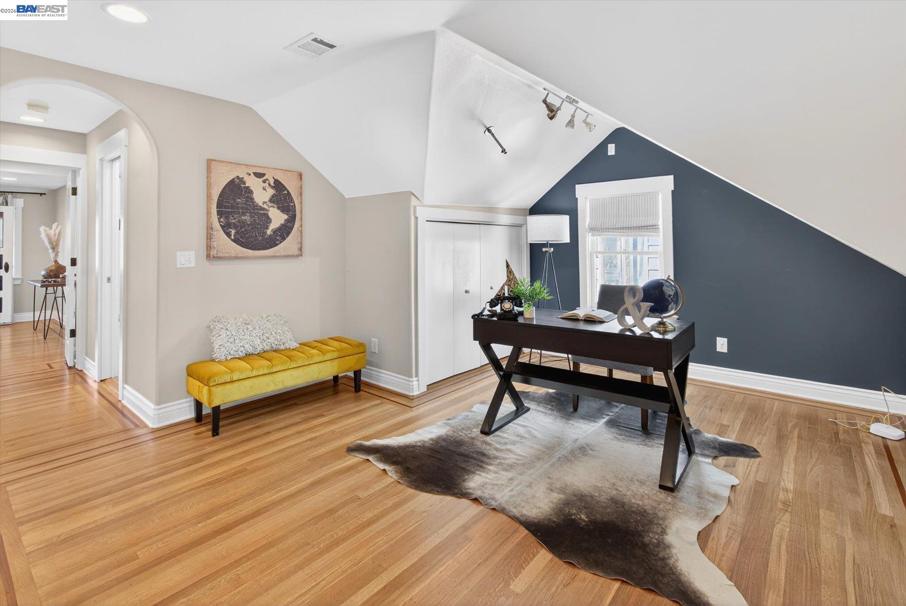 Detail Gallery Image 30 of 54 For 2214 Clinton Ave, Alameda,  CA 94501 - 4 Beds | 3 Baths