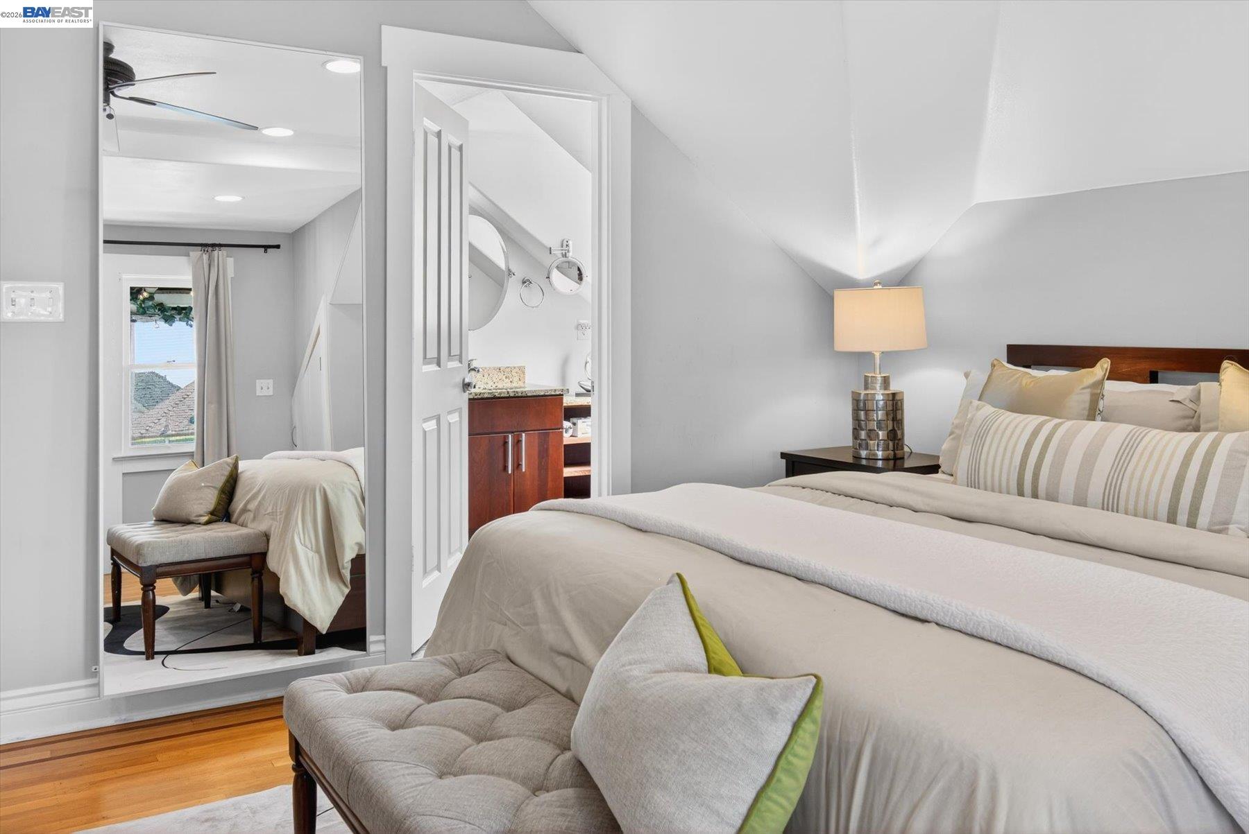 Detail Gallery Image 33 of 54 For 2214 Clinton Ave, Alameda,  CA 94501 - 4 Beds | 3 Baths