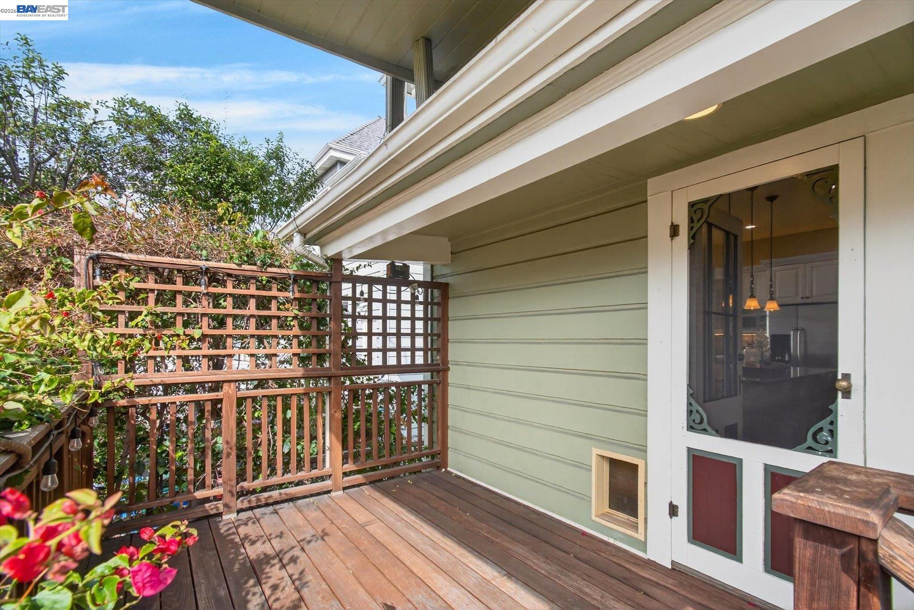 Detail Gallery Image 40 of 54 For 2214 Clinton Ave, Alameda,  CA 94501 - 4 Beds | 3 Baths