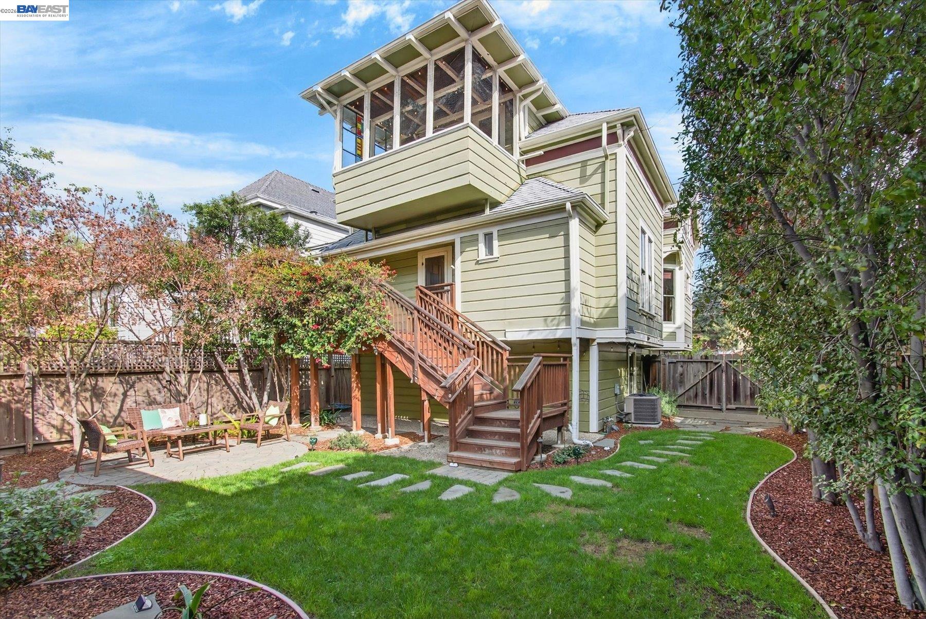 Detail Gallery Image 45 of 54 For 2214 Clinton Ave, Alameda,  CA 94501 - 4 Beds | 3 Baths