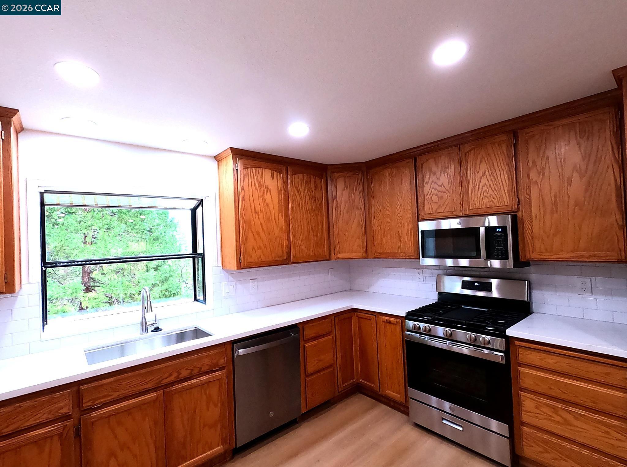 Detail Gallery Image 14 of 22 For 26625 Cedar Ave, Pioneer,  CA 95666 - 3 Beds | 2 Baths