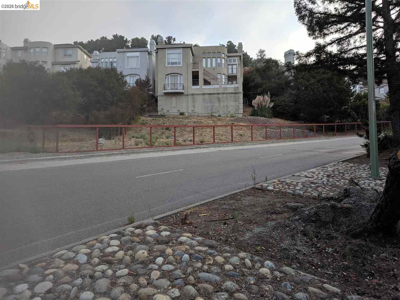 Detail Gallery Image 26 of 34 For 0 Redwood Rd, Oakland,  CA 94619 - – Beds | – Baths