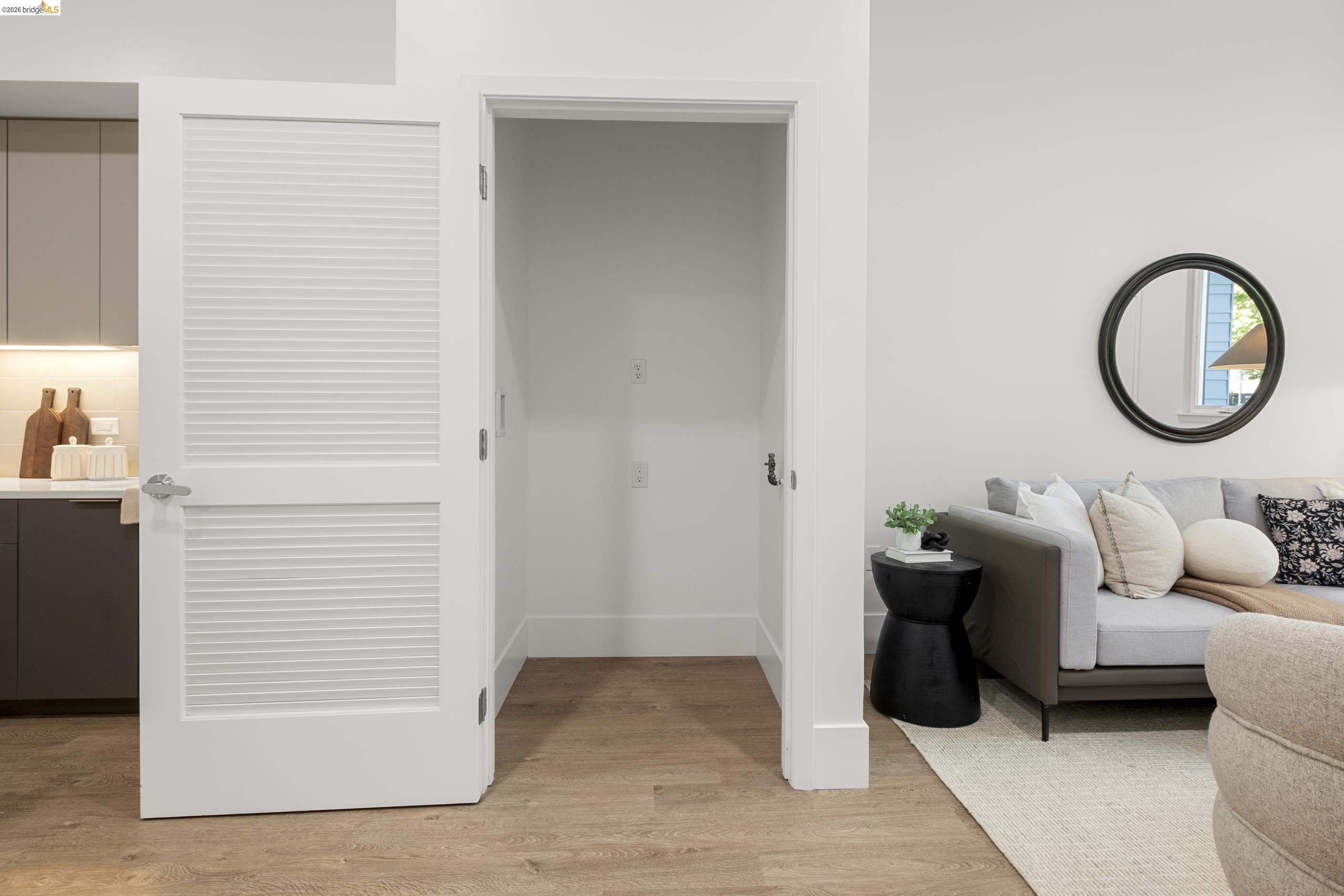 Photo #12: 41125596 Listing: Photo #12