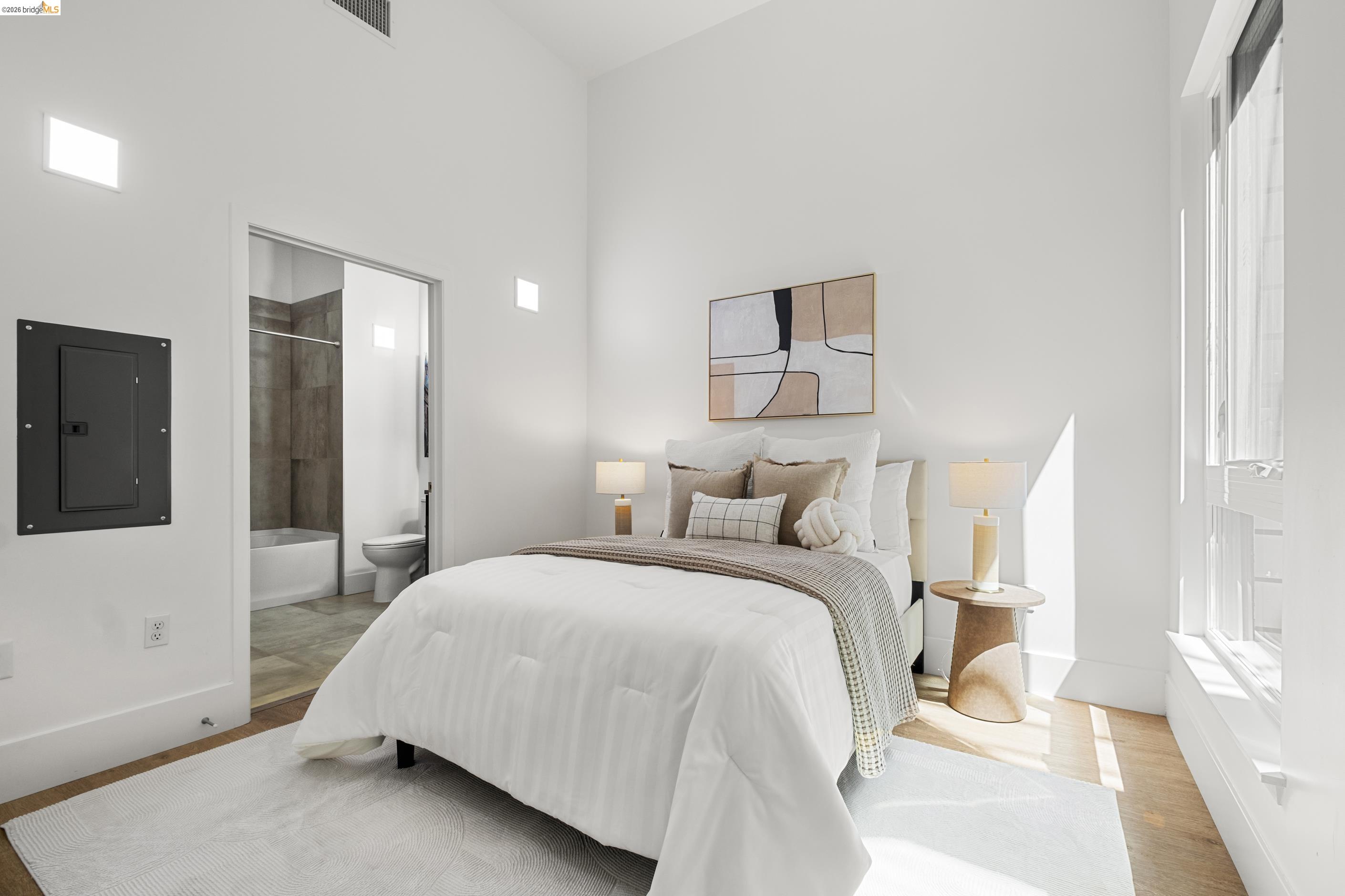 Photo #15: 41125596 Listing: Photo #15