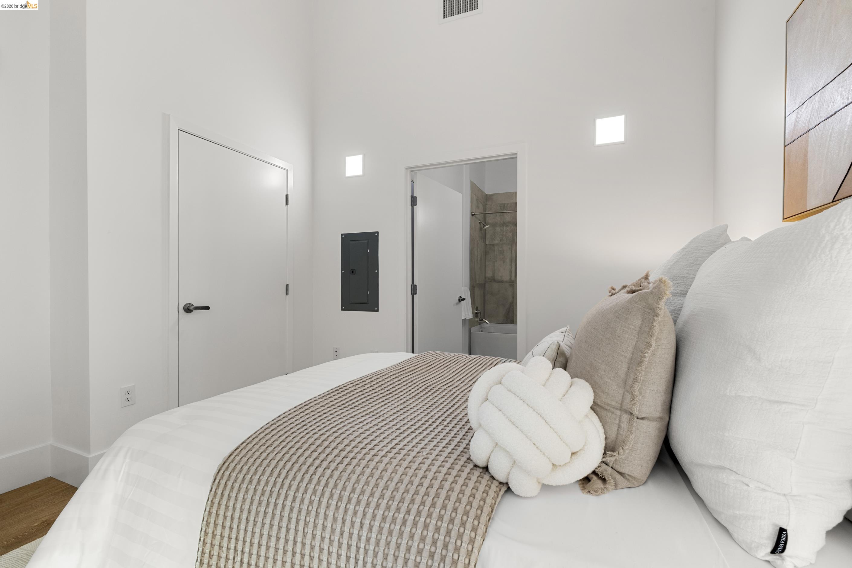 Photo #17: 41125596 Listing: Photo #17