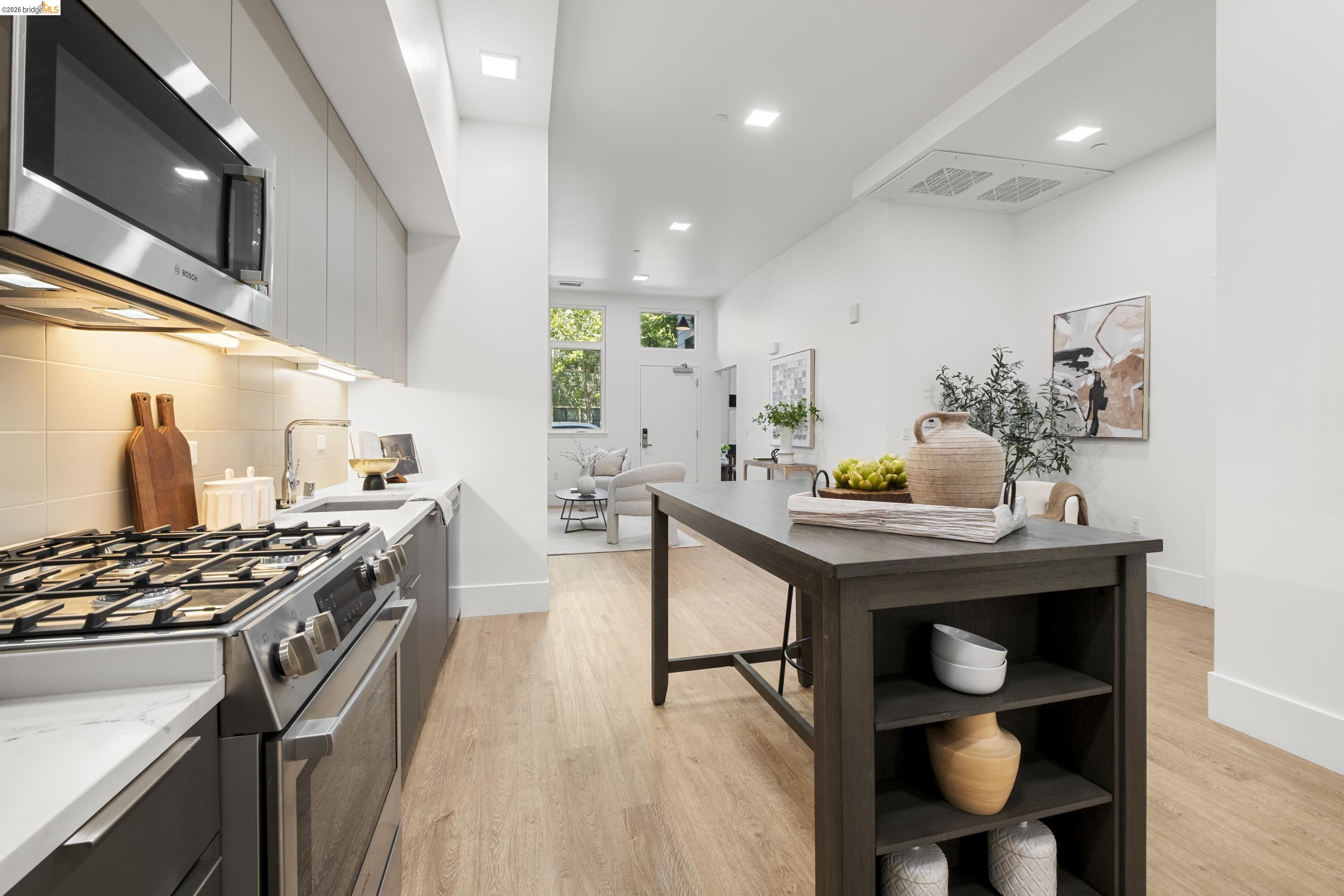 Photo #9: 41125596 Listing: Photo #9