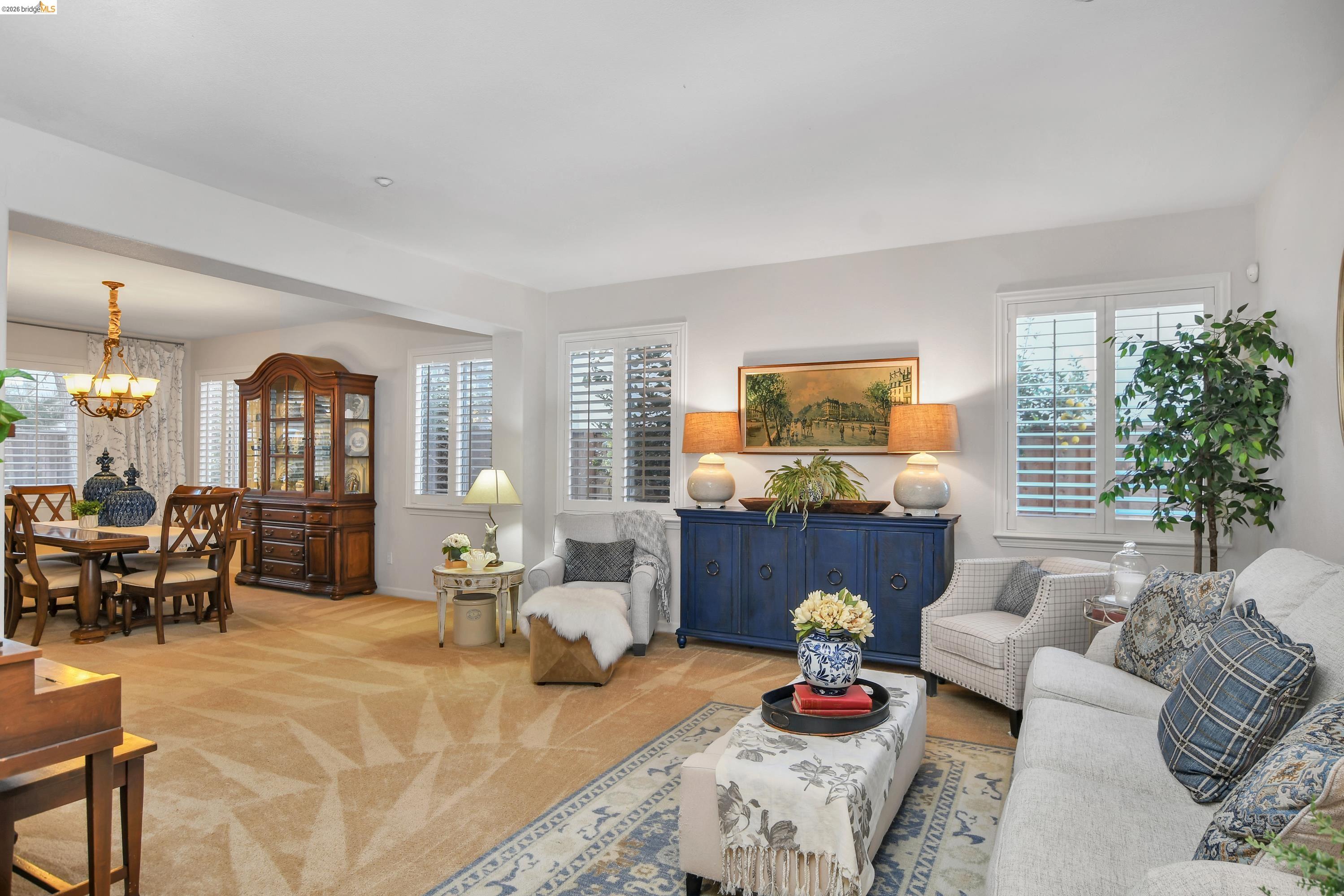 Detail Gallery Image 5 of 42 For 738 Campanello Way, Brentwood,  CA 94513 - 5 Beds | 3 Baths