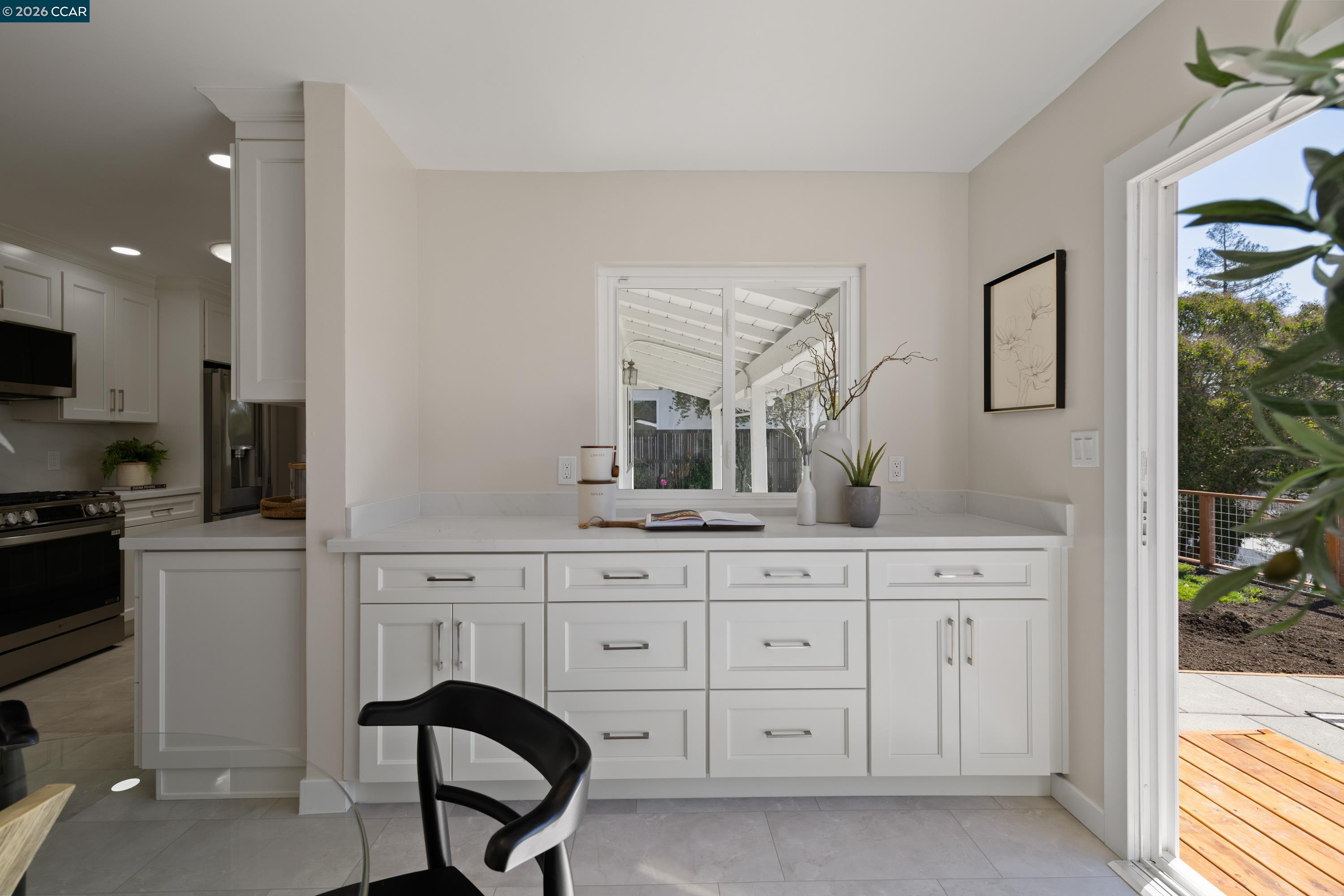 Detail Gallery Image 16 of 33 For 1020 Sanders Dr, Moraga,  CA 94556 - 3 Beds | 2/1 Baths