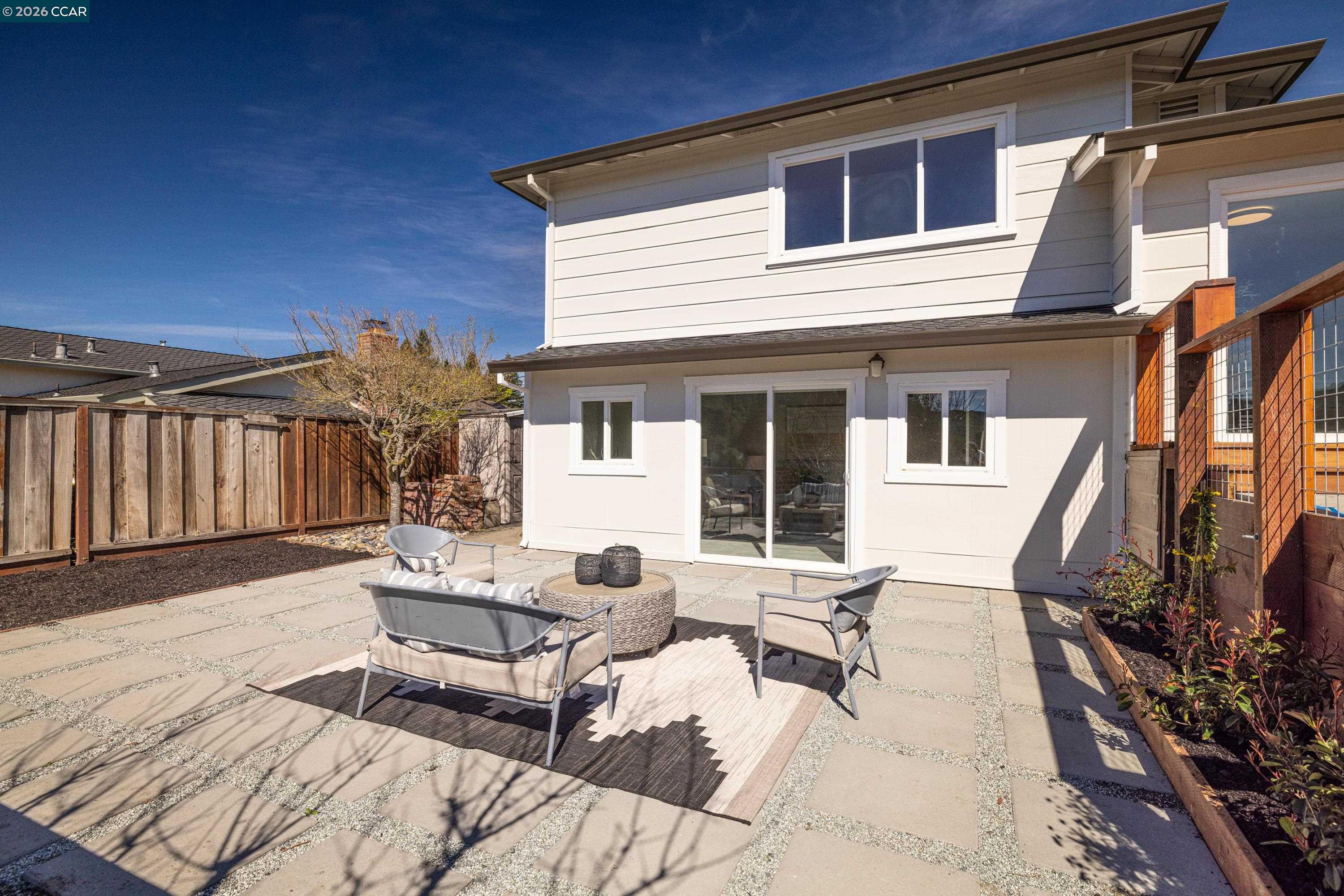 Detail Gallery Image 28 of 33 For 1020 Sanders Dr, Moraga,  CA 94556 - 3 Beds | 2/1 Baths