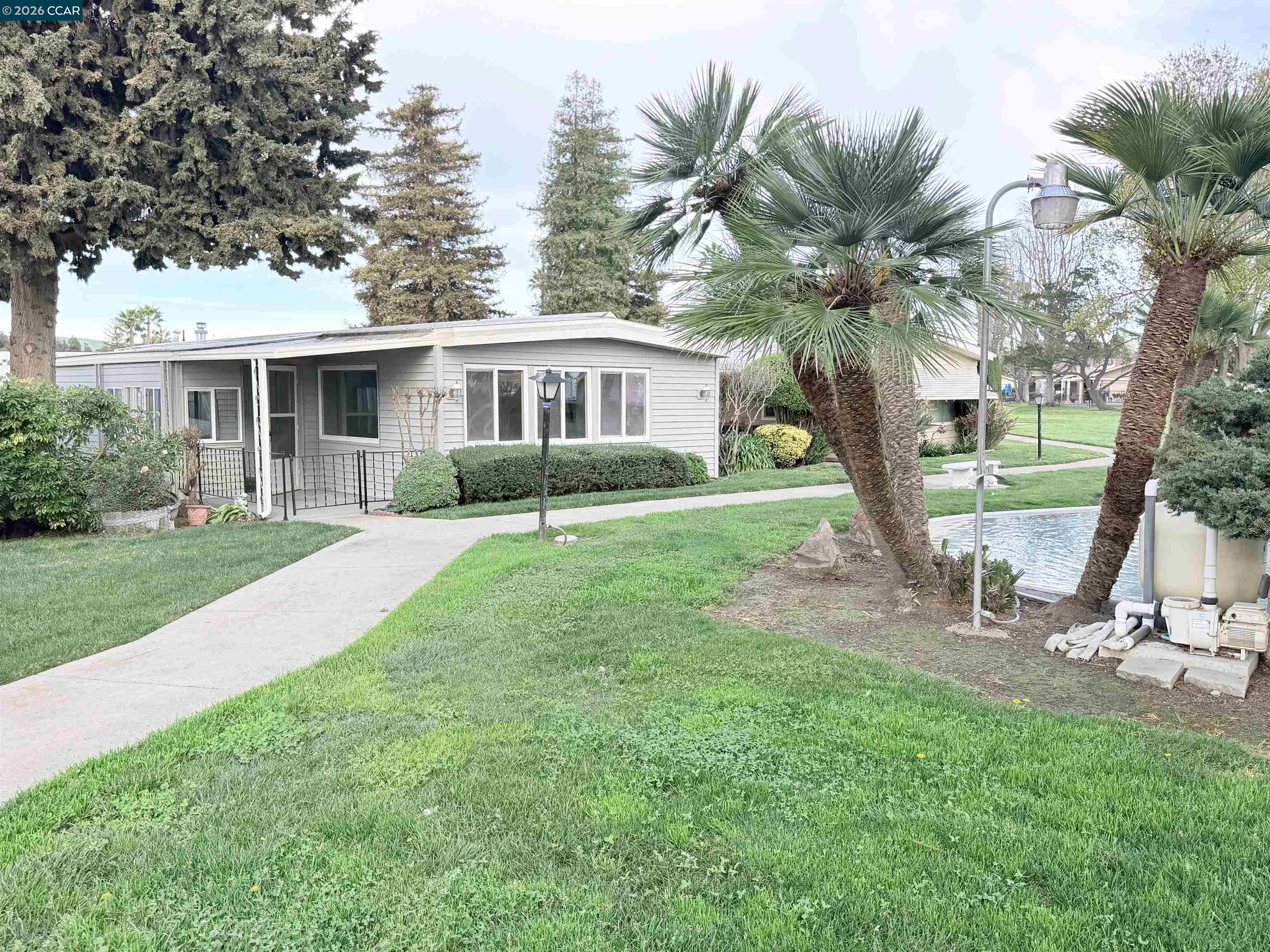 Detail Gallery Image 2 of 9 For 2339 Dalis Drive # 193,  Concord,  CA 94520 - 2 Beds | 2 Baths