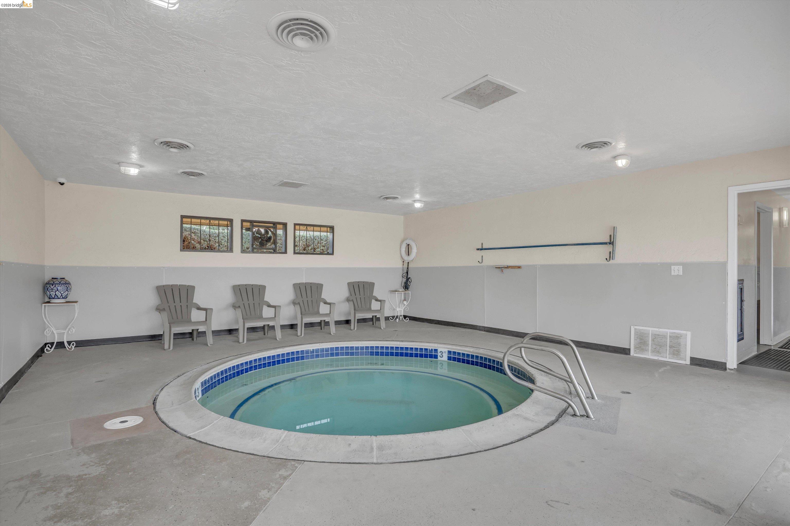 Detail Gallery Image 19 of 25 For 180 Algiers Circle, Pacheco,  CA 94553 - 2 Beds | 2 Baths