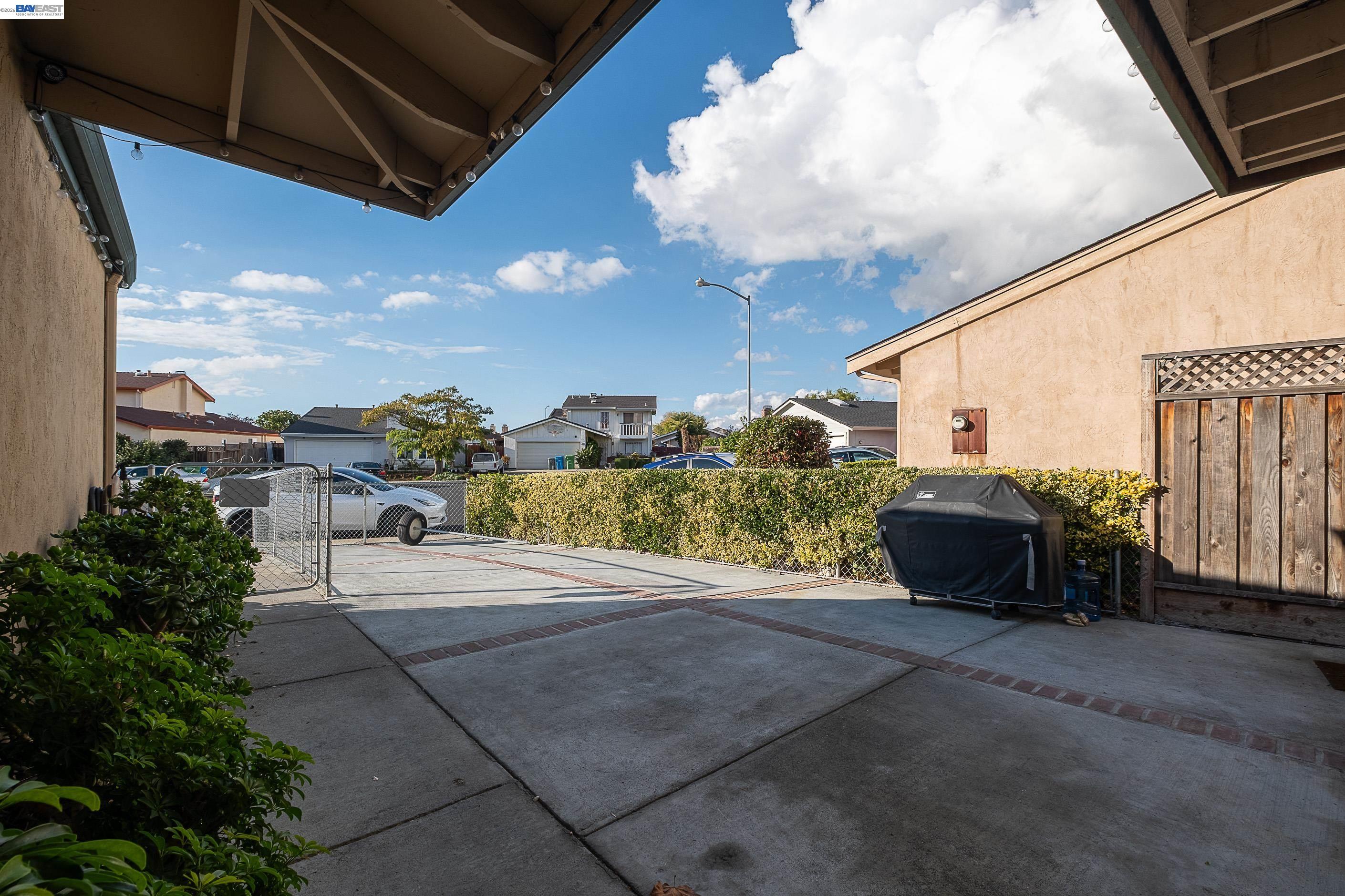 Detail Gallery Image 4 of 38 For 3138 Chimney Ct, Union City,  CA 94587 - 4 Beds | 2 Baths