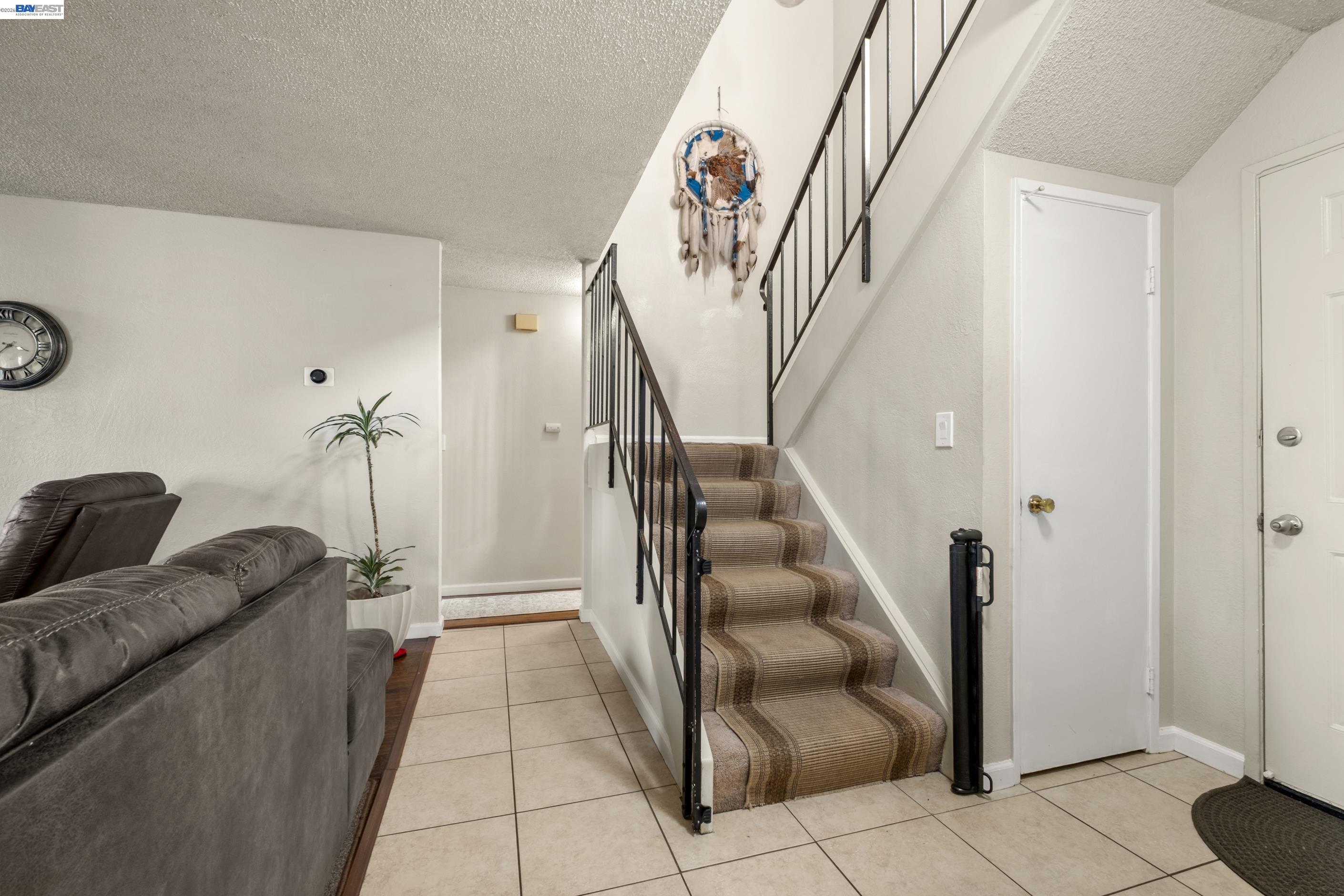 Detail Gallery Image 5 of 38 For 3138 Chimney Ct, Union City,  CA 94587 - 4 Beds | 2 Baths