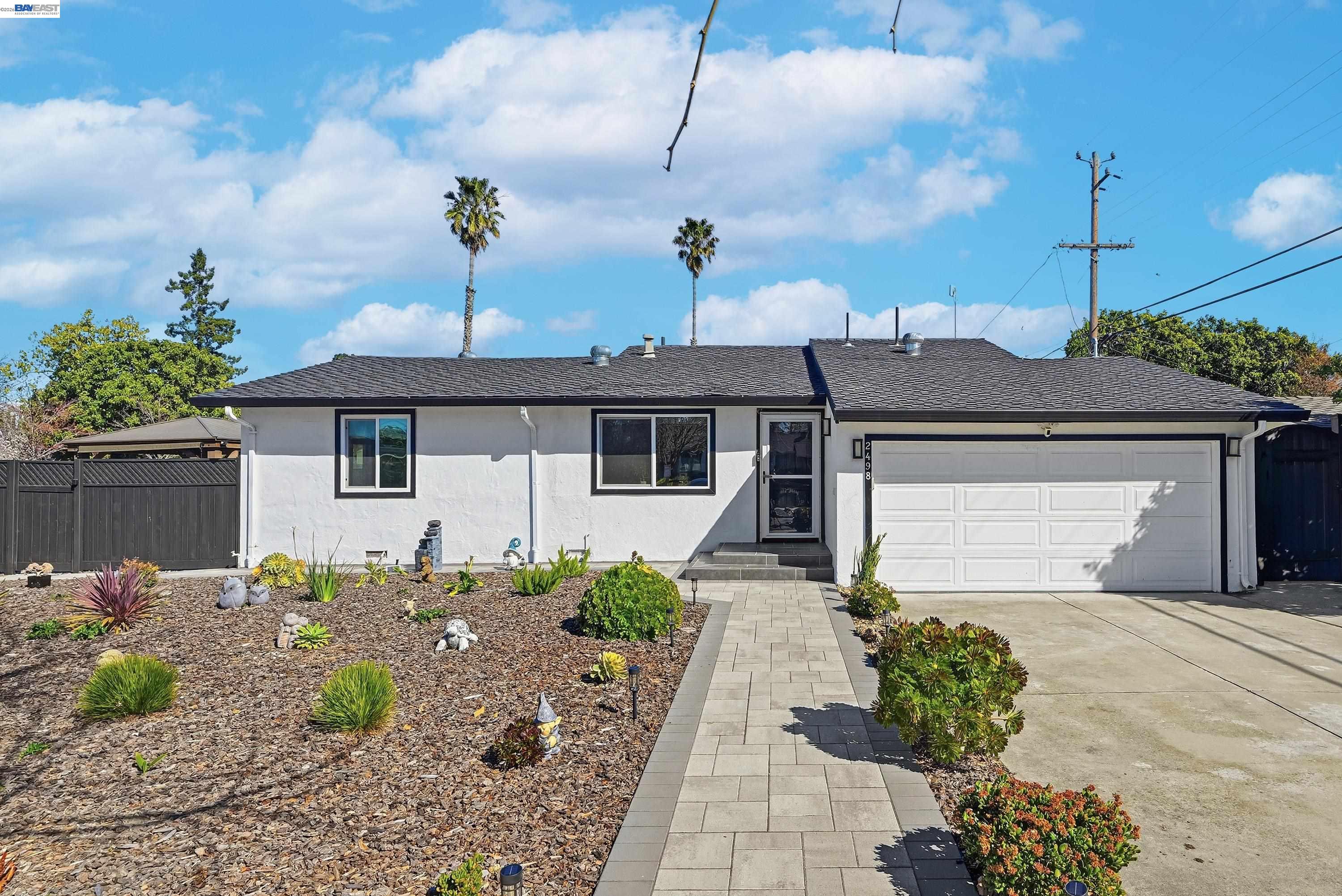 Detail Gallery Image 1 of 30 For 2498 Peachtree Ln, San Jose,  CA 95128 - 3 Beds | 2 Baths