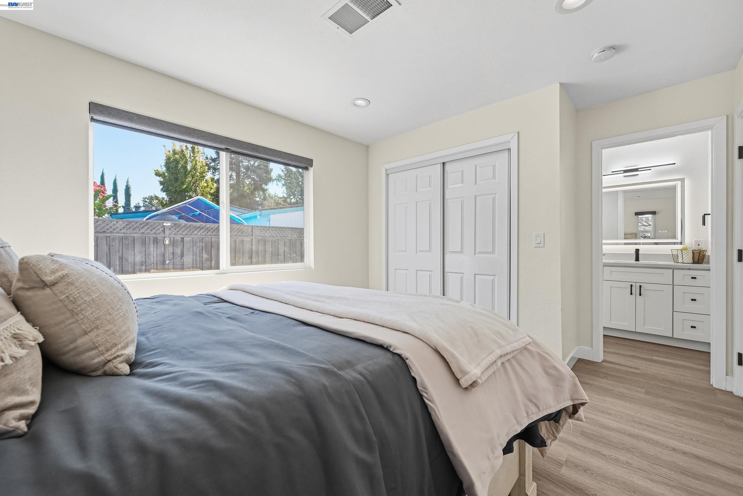Detail Gallery Image 14 of 30 For 2498 Peachtree Ln, San Jose,  CA 95128 - 3 Beds | 2 Baths