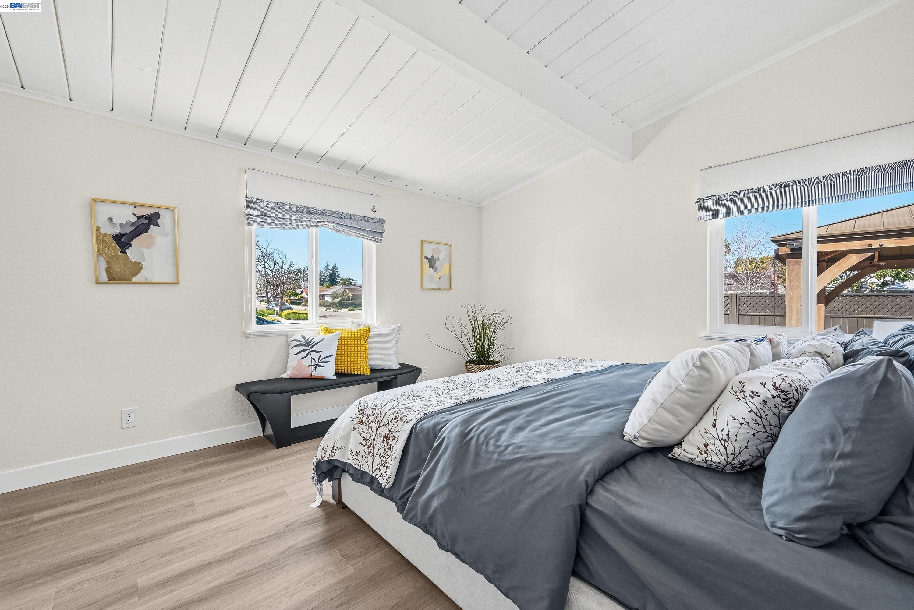 Detail Gallery Image 18 of 30 For 2498 Peachtree Ln, San Jose,  CA 95128 - 3 Beds | 2 Baths