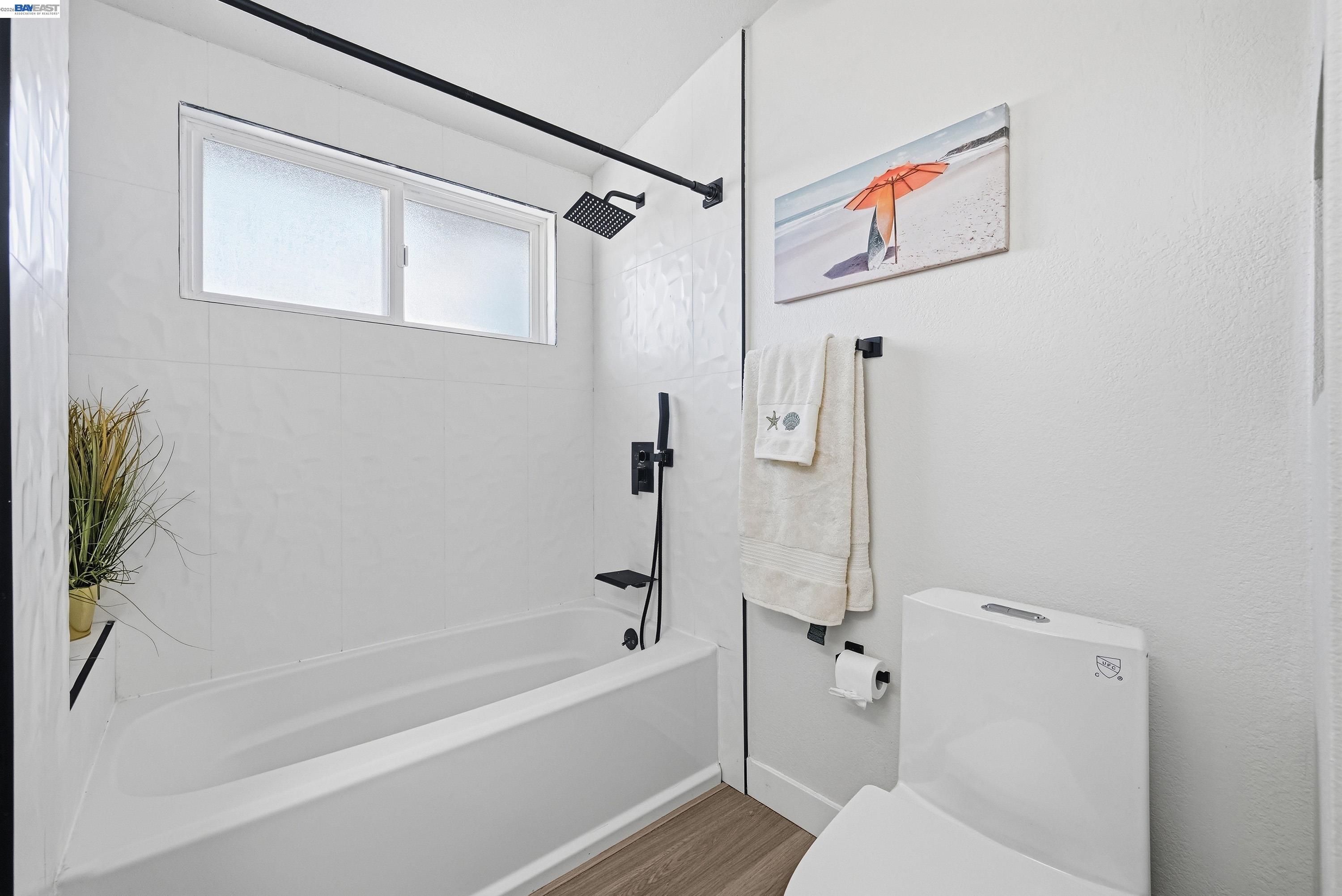 Detail Gallery Image 23 of 30 For 2498 Peachtree Ln, San Jose,  CA 95128 - 3 Beds | 2 Baths