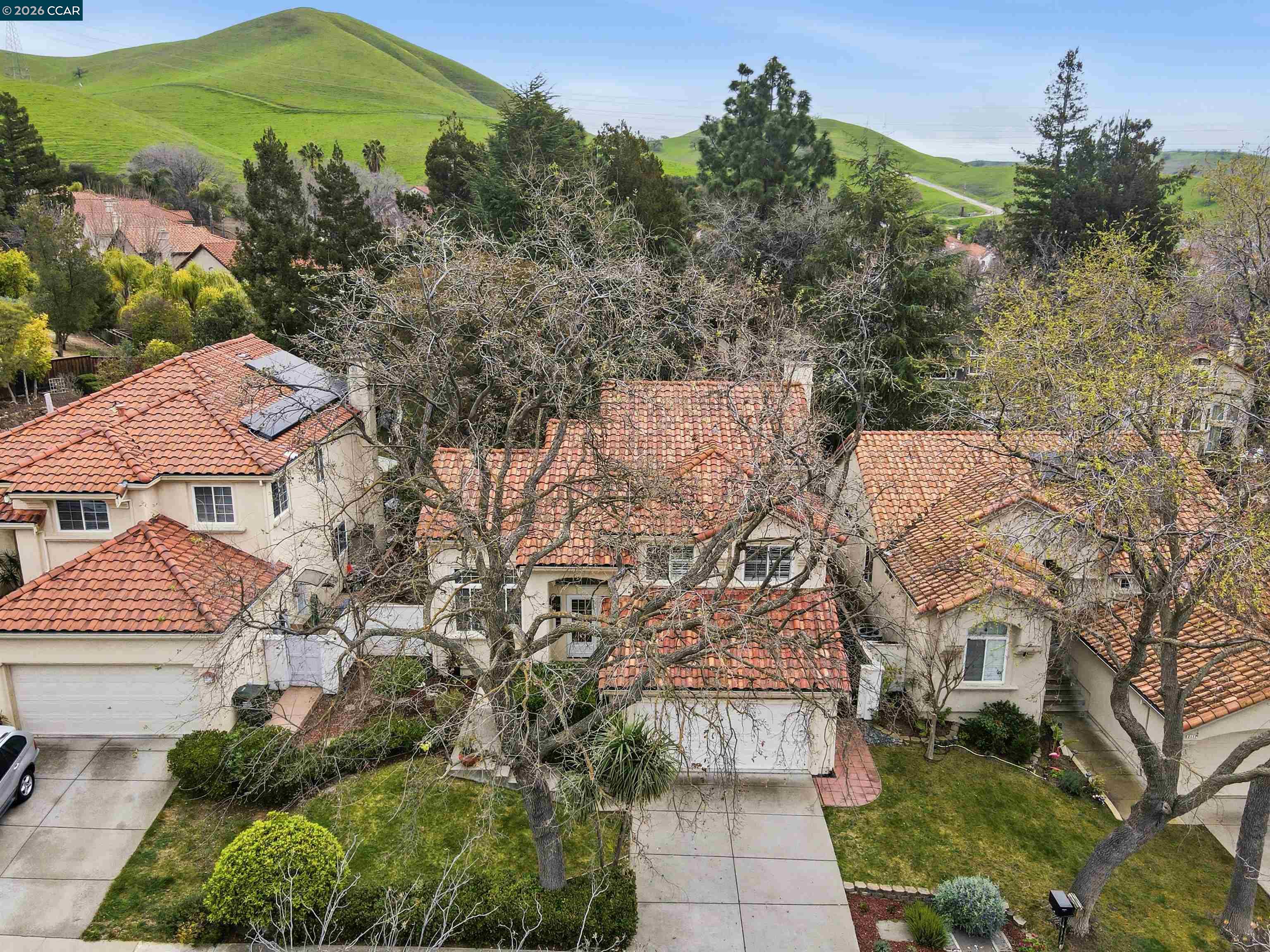 Detail Gallery Image 4 of 48 For 2175 Bluerock Circle, Concord,  CA 94521 - 3 Beds | 2/1 Baths