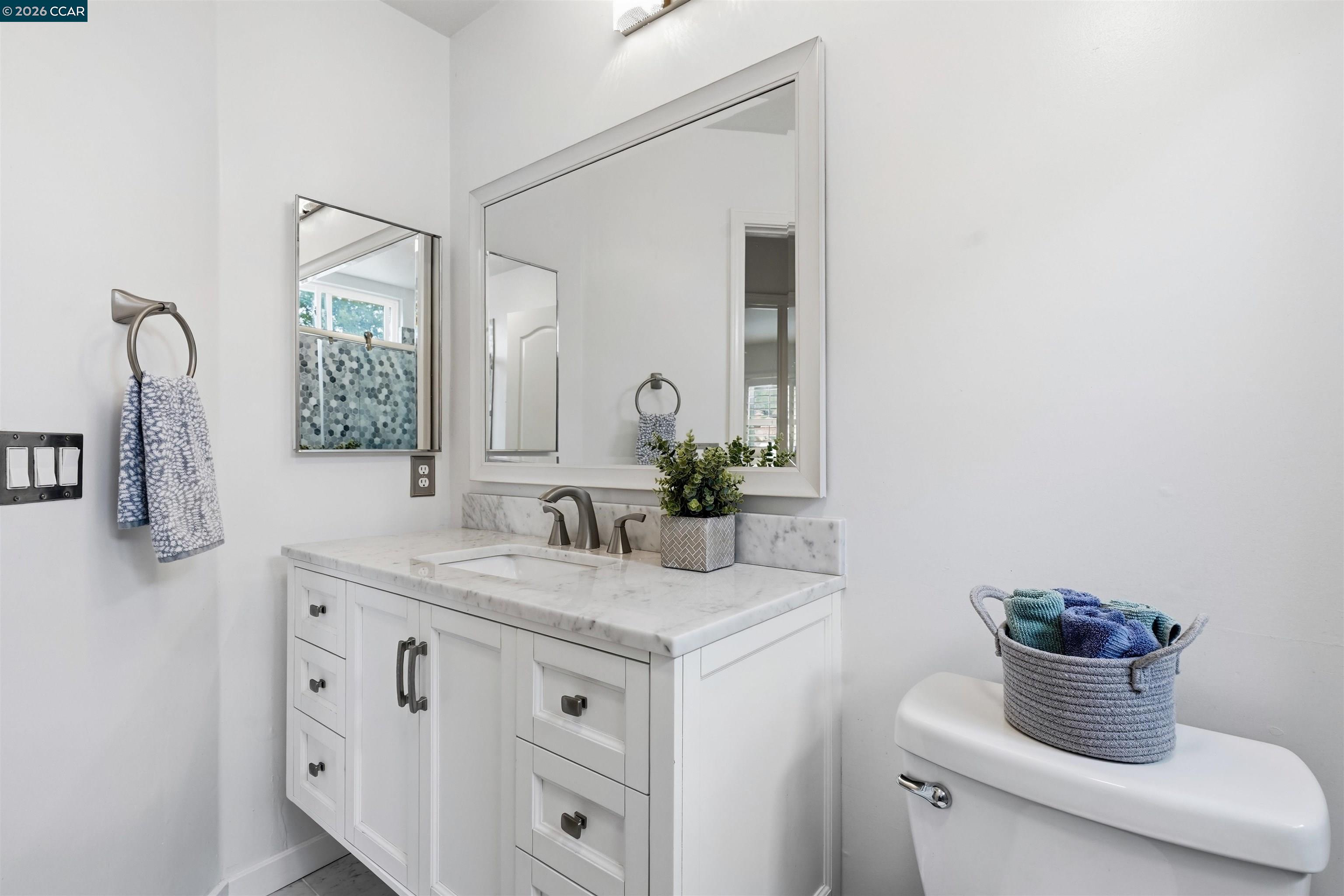 Detail Gallery Image 33 of 48 For 2175 Bluerock Circle, Concord,  CA 94521 - 3 Beds | 2/1 Baths