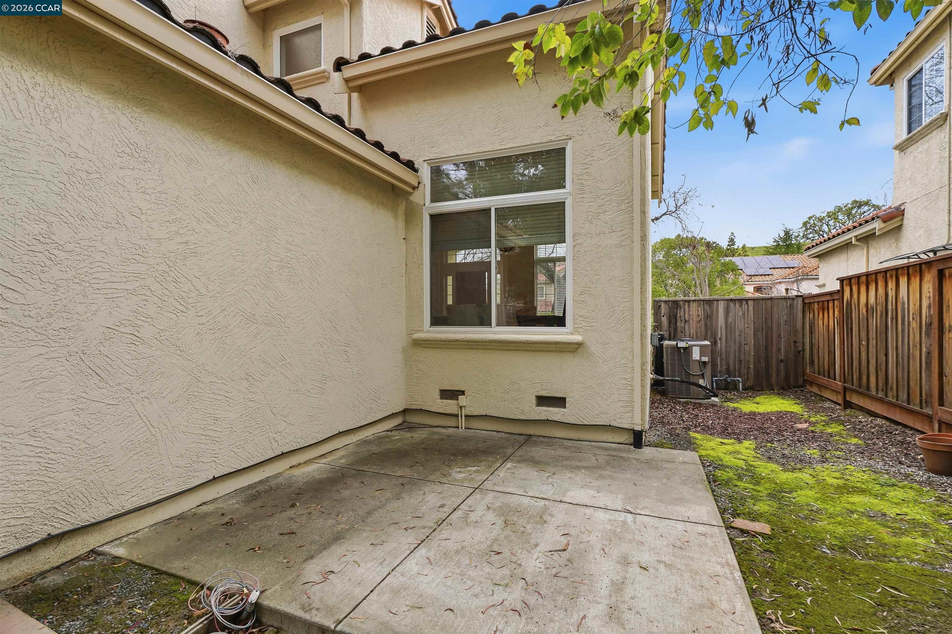 Detail Gallery Image 43 of 48 For 2175 Bluerock Circle, Concord,  CA 94521 - 3 Beds | 2/1 Baths