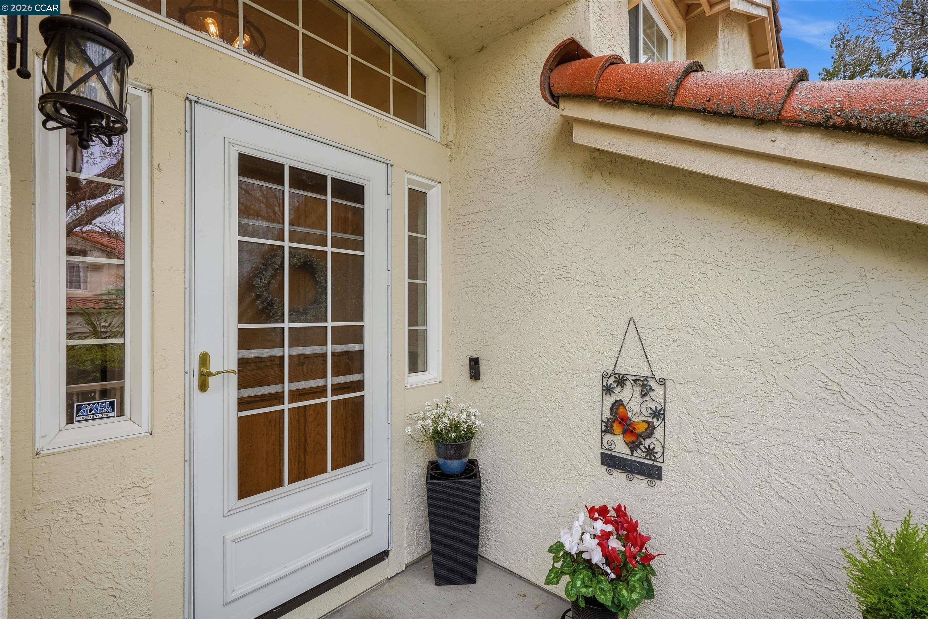 Detail Gallery Image 6 of 48 For 2175 Bluerock Circle, Concord,  CA 94521 - 3 Beds | 2/1 Baths