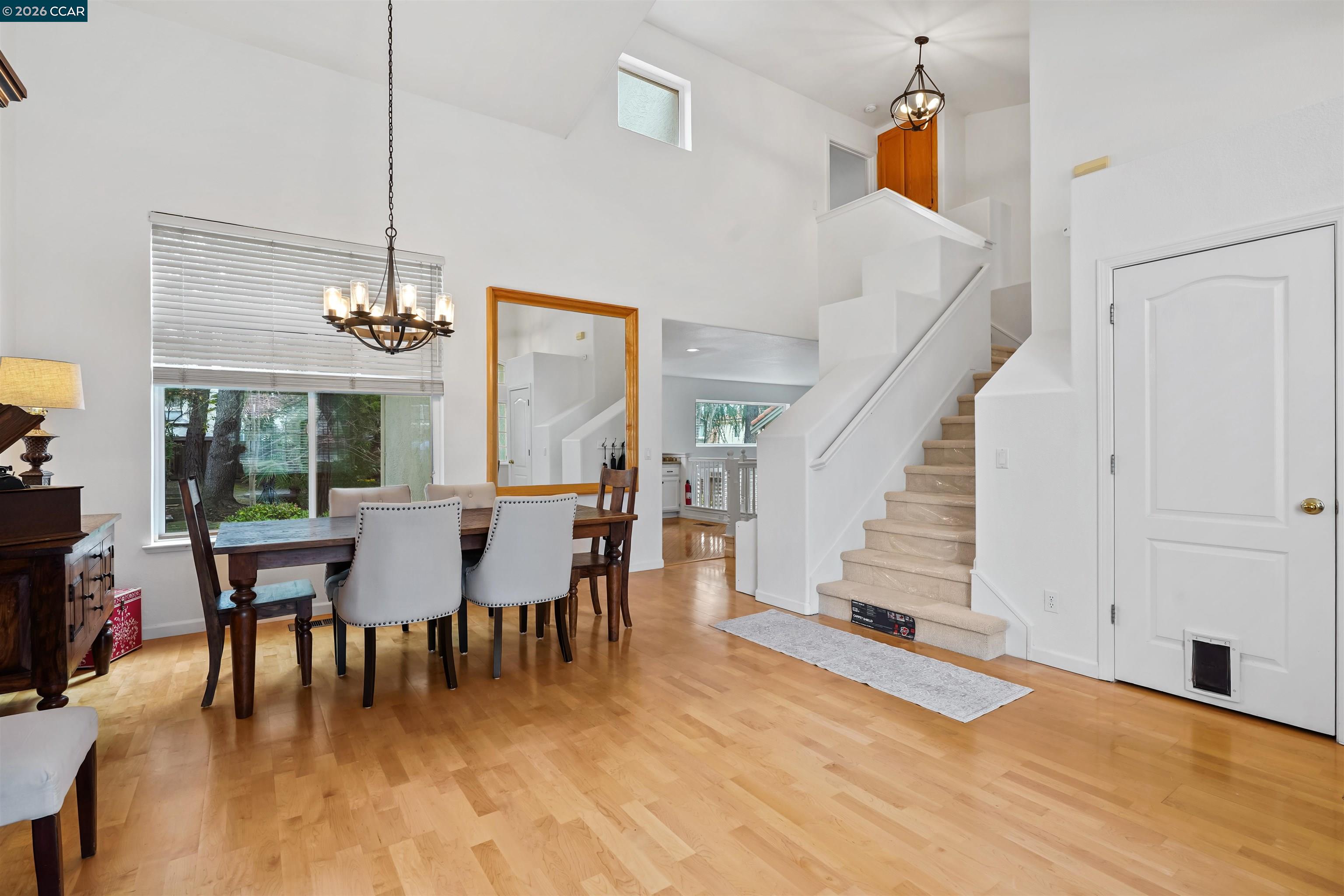 Detail Gallery Image 8 of 48 For 2175 Bluerock Circle, Concord,  CA 94521 - 3 Beds | 2/1 Baths