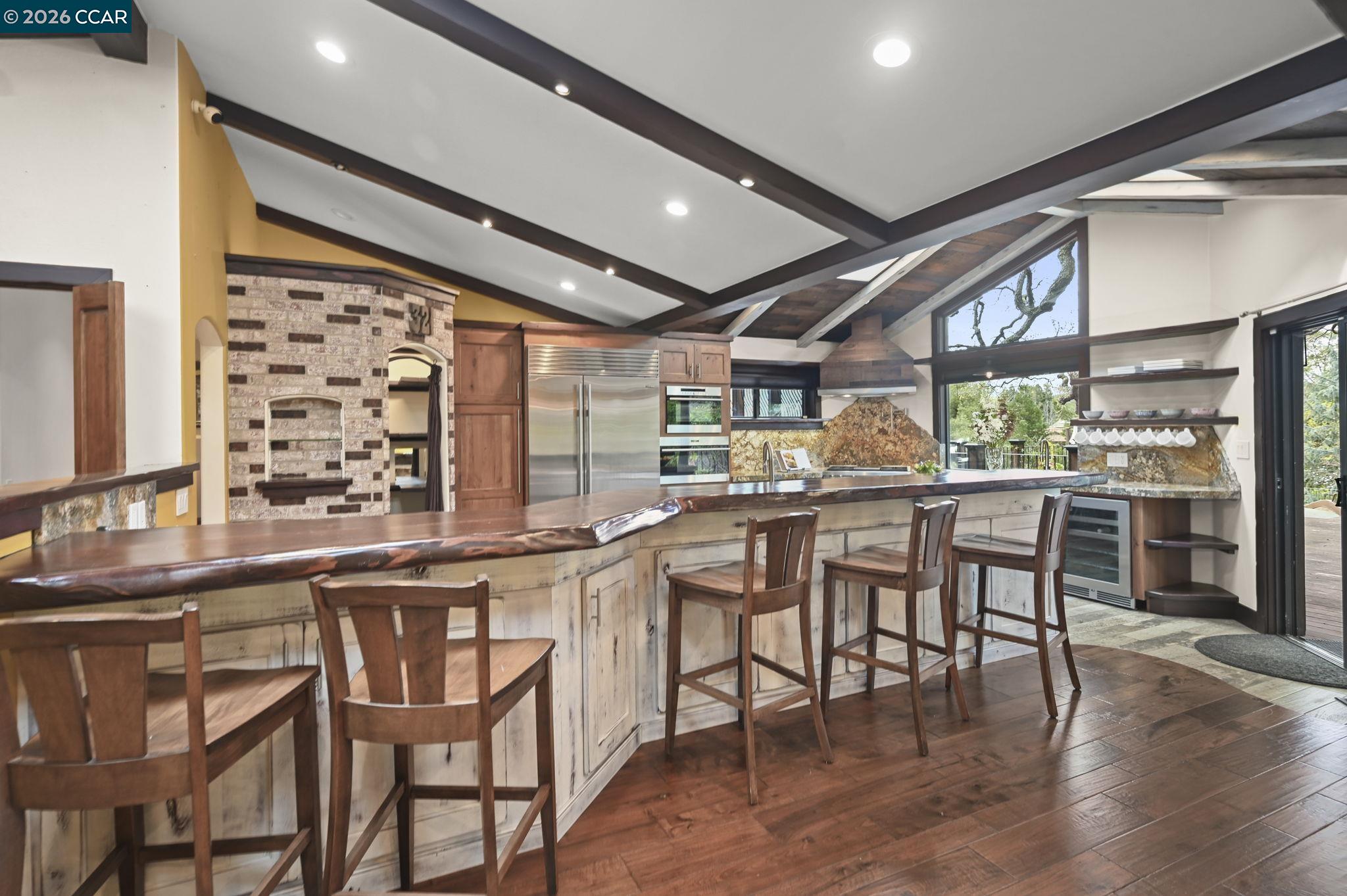 Detail Gallery Image 11 of 60 For 321 Livorna Heights Rd, Alamo,  CA 94507-1326 - 6 Beds | 4 Baths