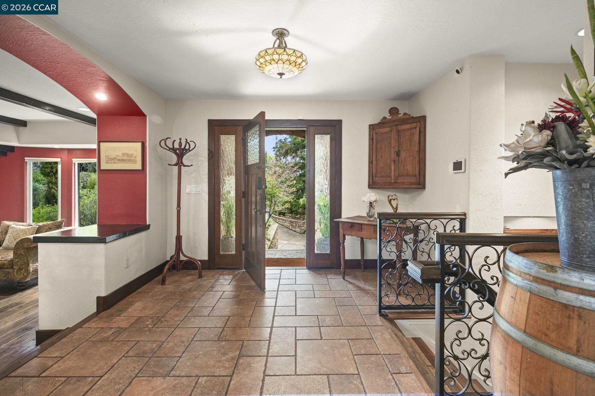 Detail Gallery Image 3 of 60 For 321 Livorna Heights Rd, Alamo,  CA 94507-1326 - 6 Beds | 4 Baths